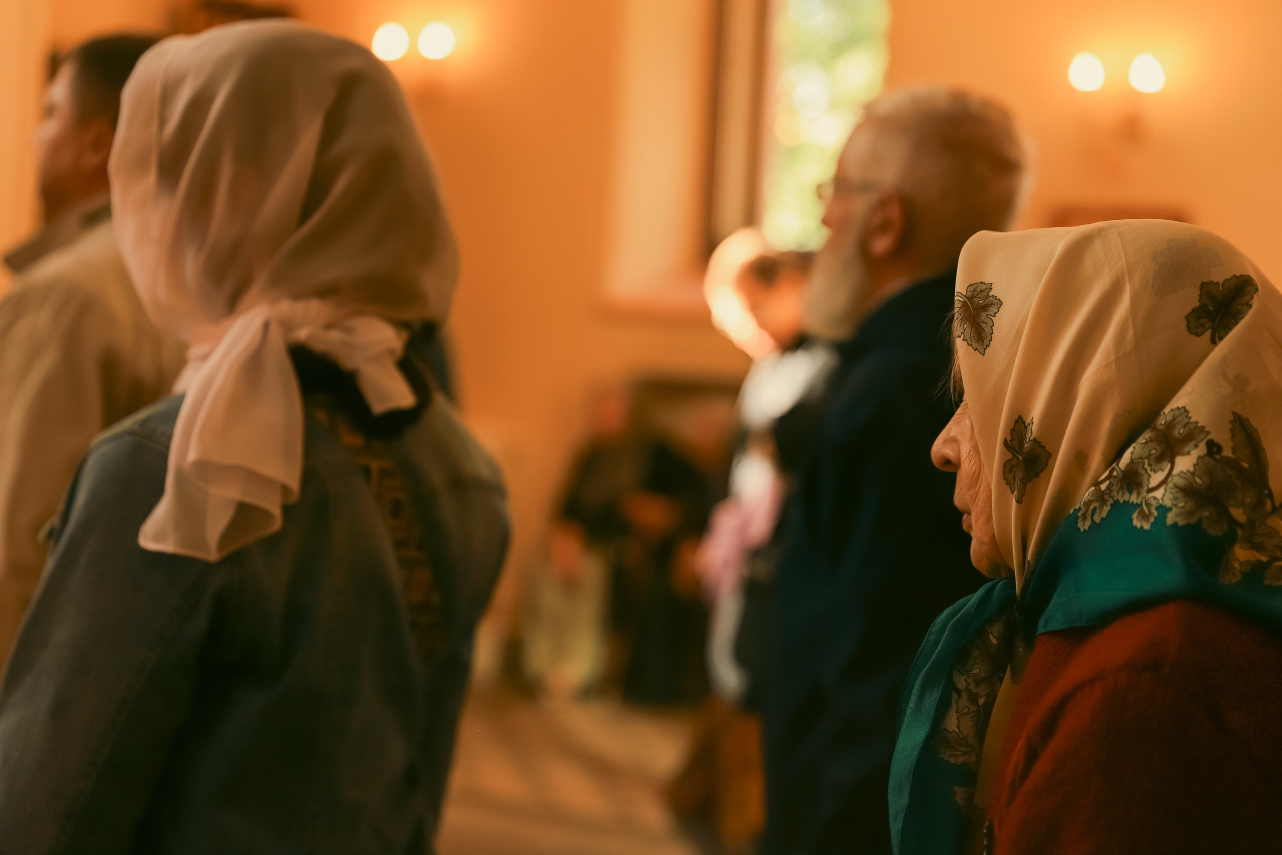 Служба в церкви