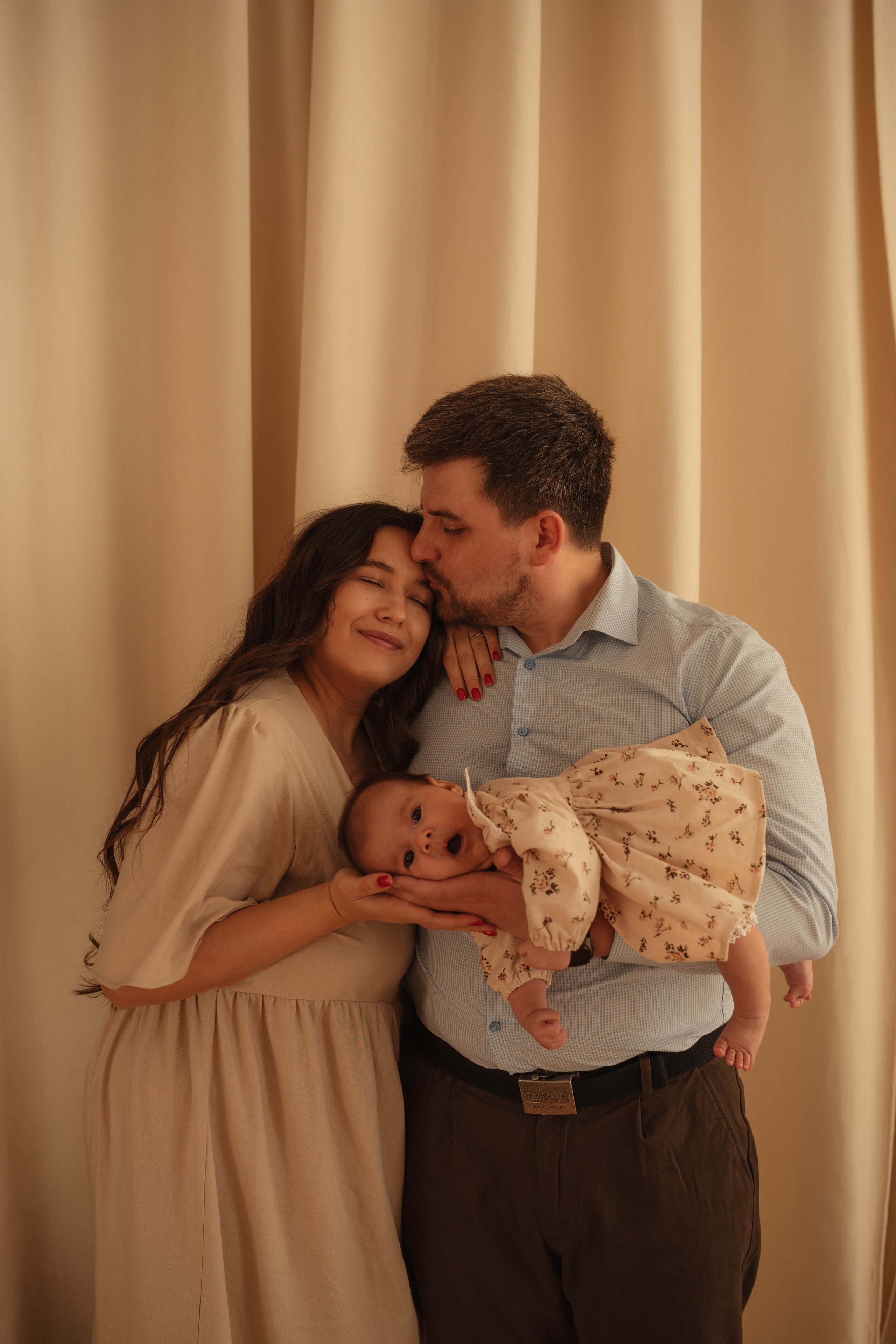 Аврора и ее семья. Фотограф в Новосибирске Диана Ильиных