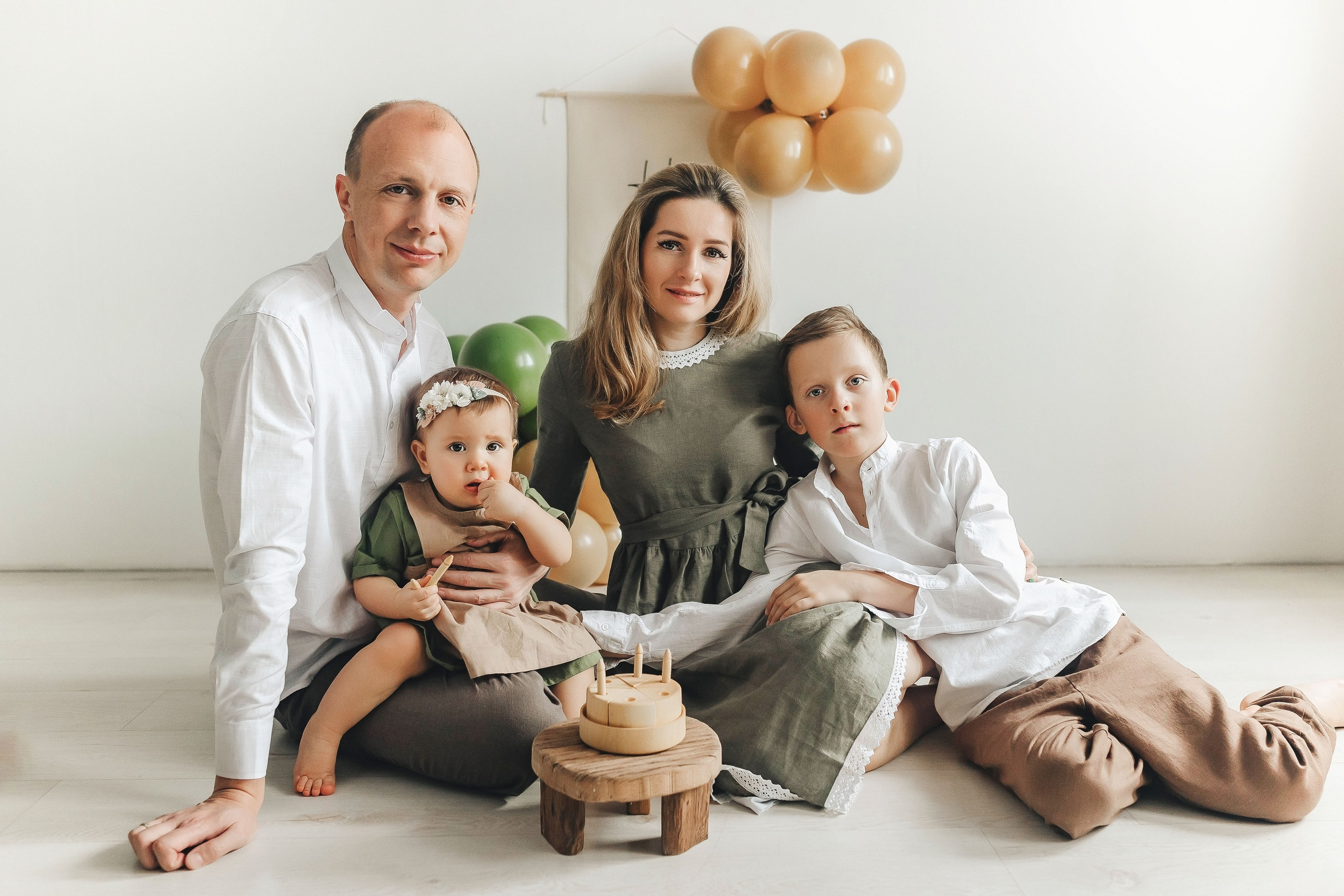 Семейные фото на годиках. Фотограф новорожденных Серпухов, Протвино, Москва I Марина Бурмистрова