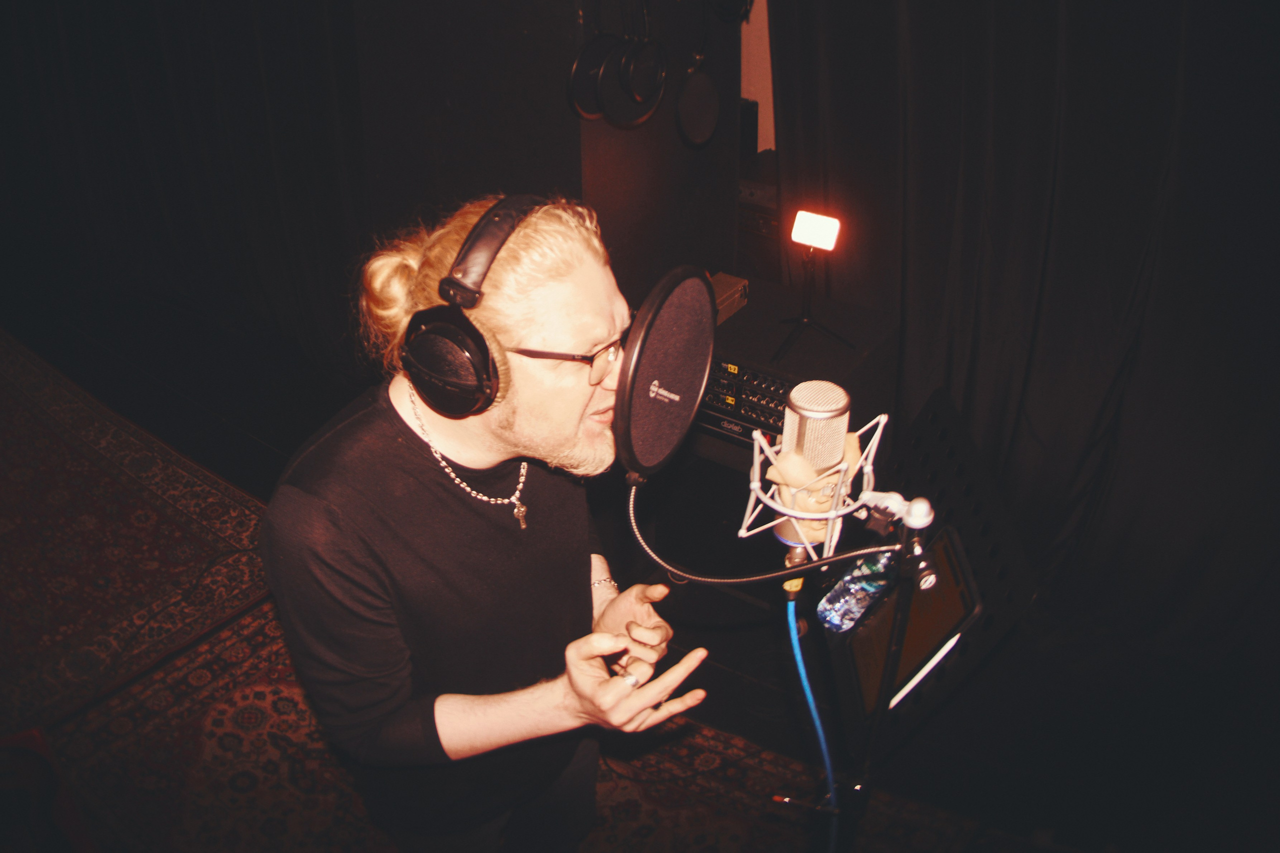 Голова Муэссы/Параметрика — Запись Ретроградного Меркурия. Фотография для артистов