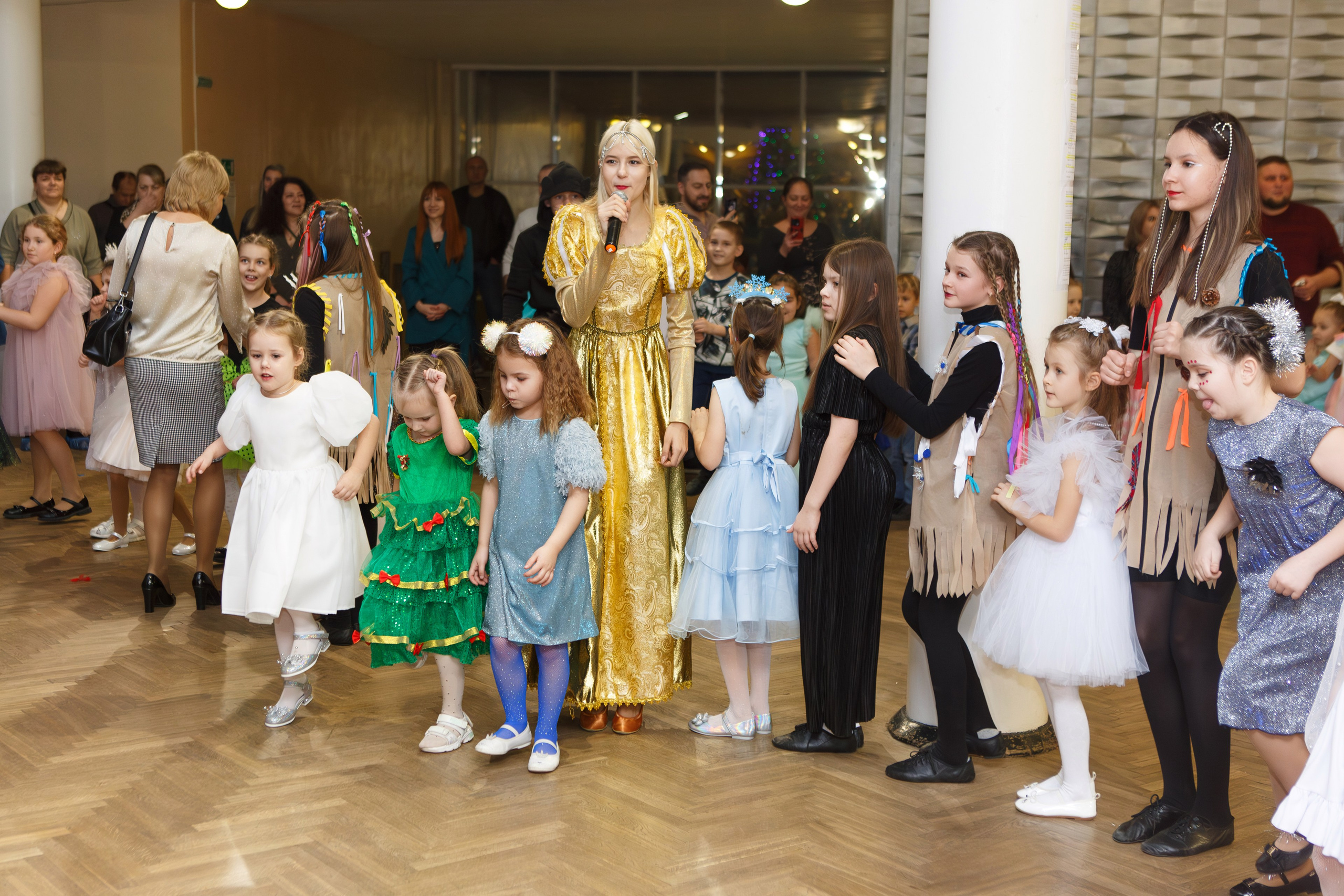 Театр-студия «ОК"ФАНТАЗИЯ» — „НОВЫЙ ГОД С ФАНТАЗИЕЙ“. Профессиональный фотограф в Мценске и Орловской области