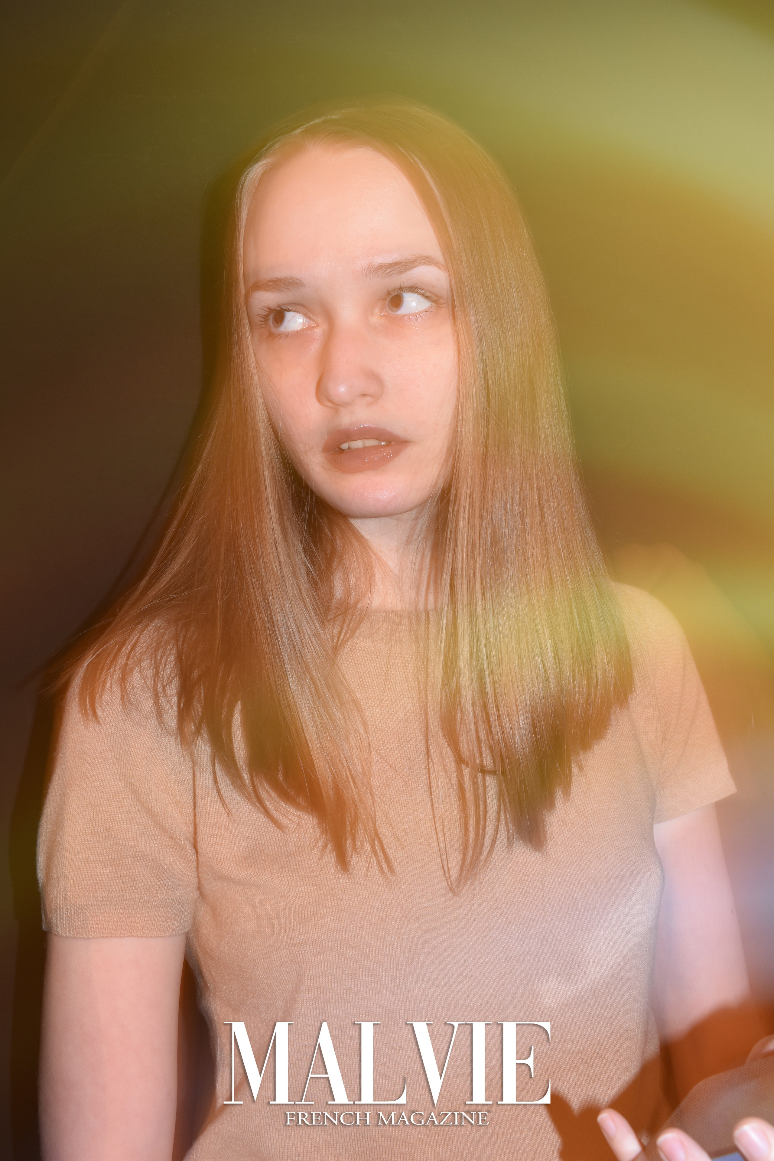 MALVIE BEAUTY French Magazine, Issue 68 Self portrait LIght painting 