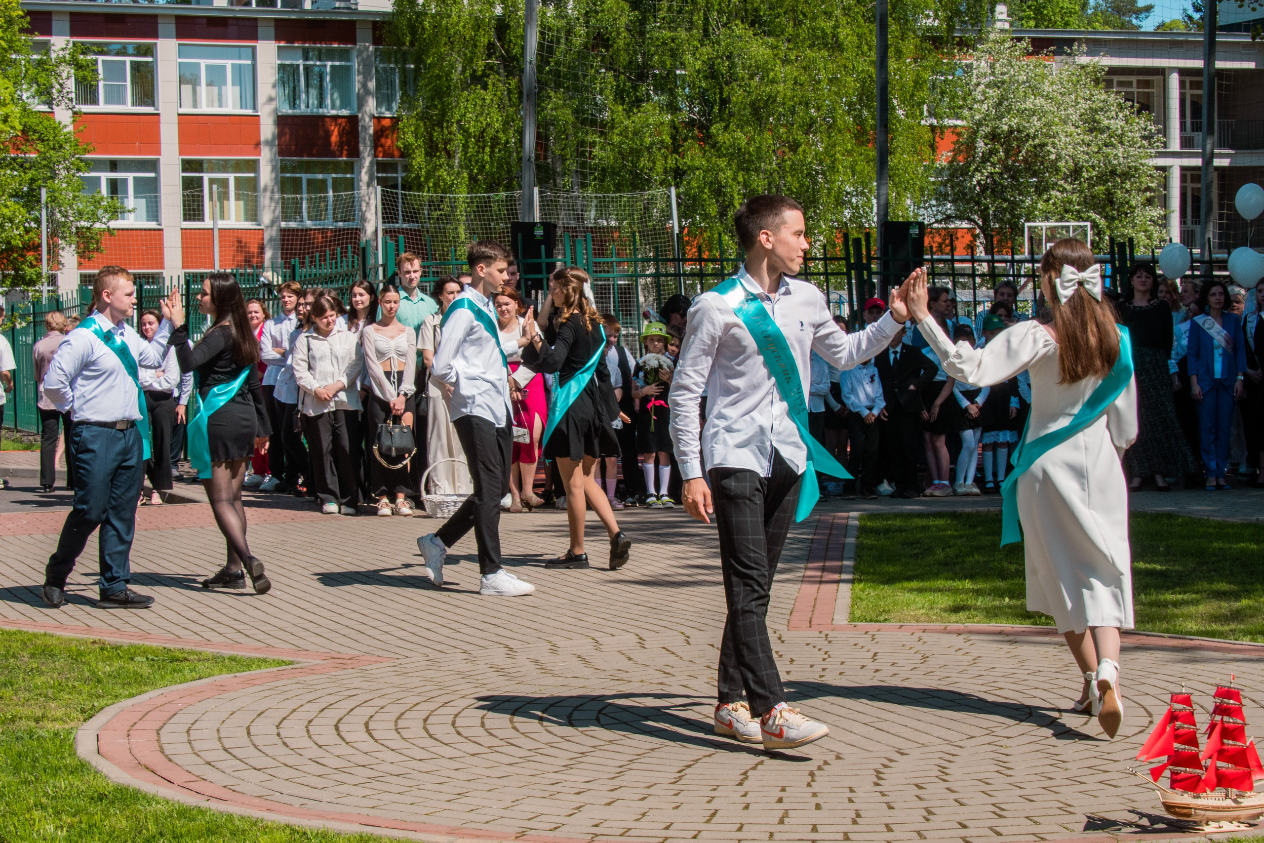 Съемка последнего звонка. Фотограф в Санкт-Петербурге Ксения Яковчук