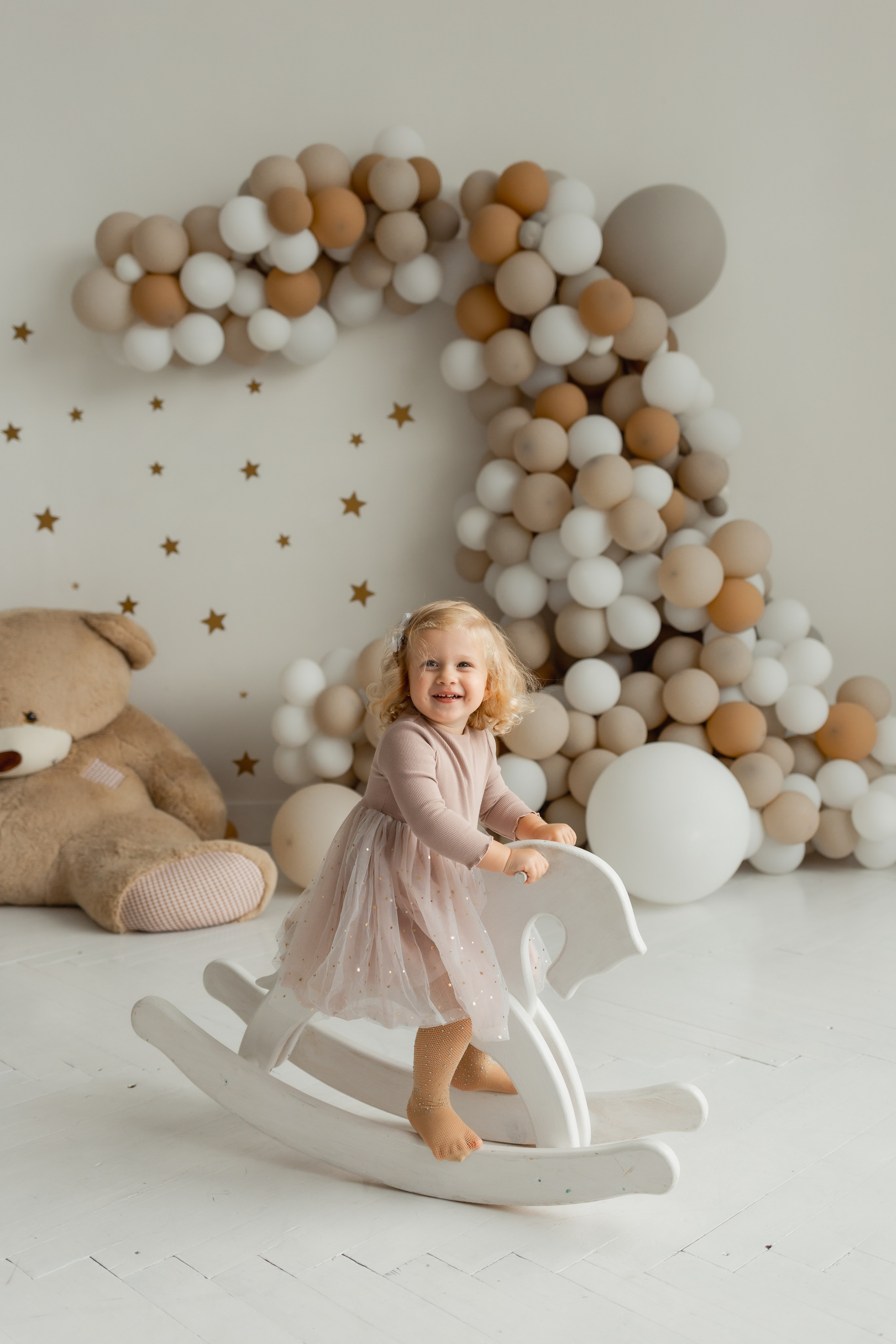 Freedom зал Happy. Фотограф на первый годик, семейный и детский фотограф в Новосибирске