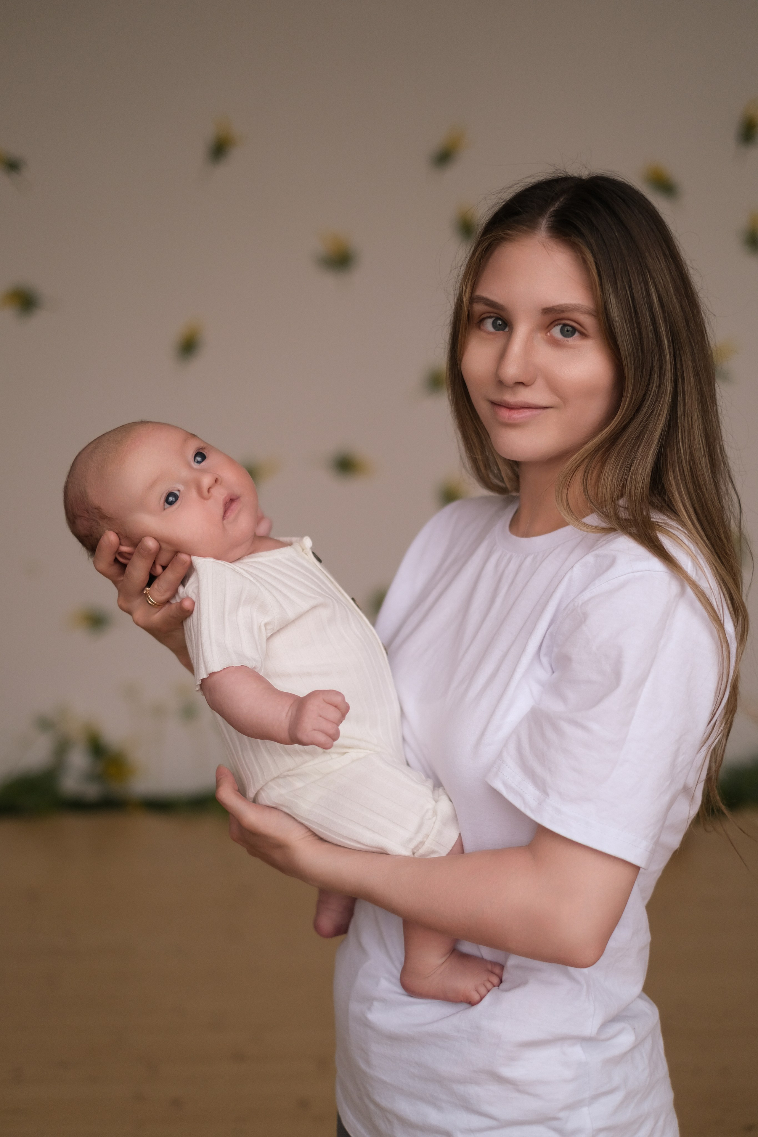Мирослав в Матрёшке. Семейный детский ньюборн фотограф в Москве Марта Петрова
