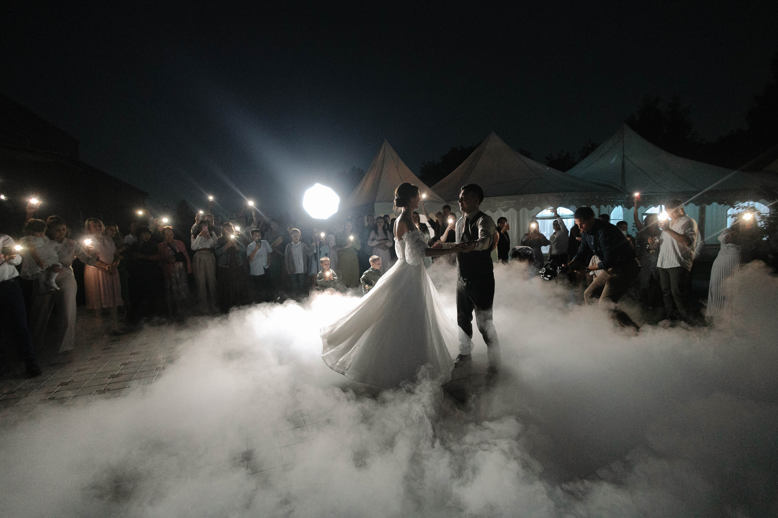 Первое дуновение ветра. Свадебный фотограф видеограф Новосибирск Кемерово Калининград