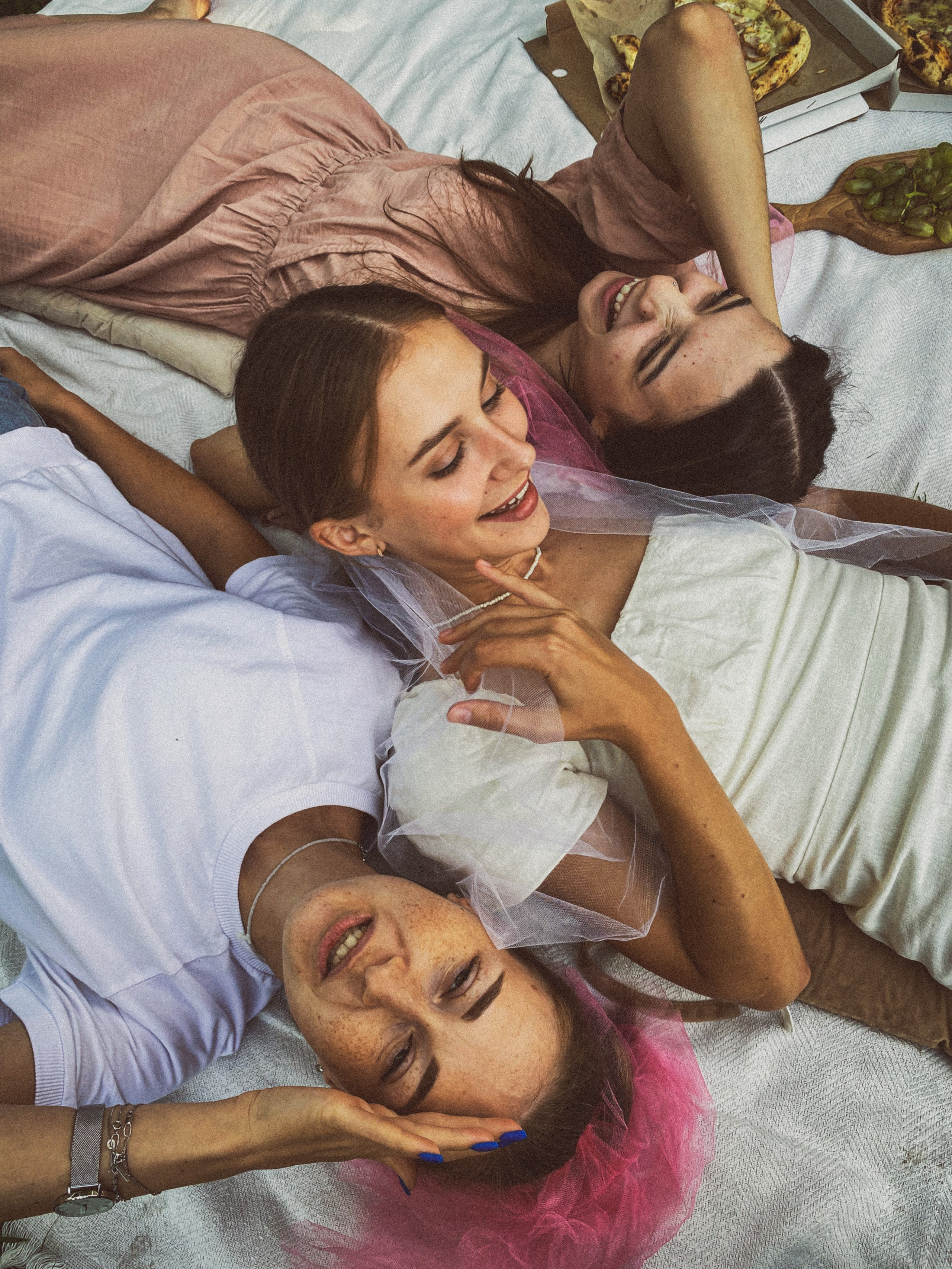 Девичник в парке Чёрное озеро. Чувственный мобильный фотограф в Казани и Сочи Дьяченко Дарья