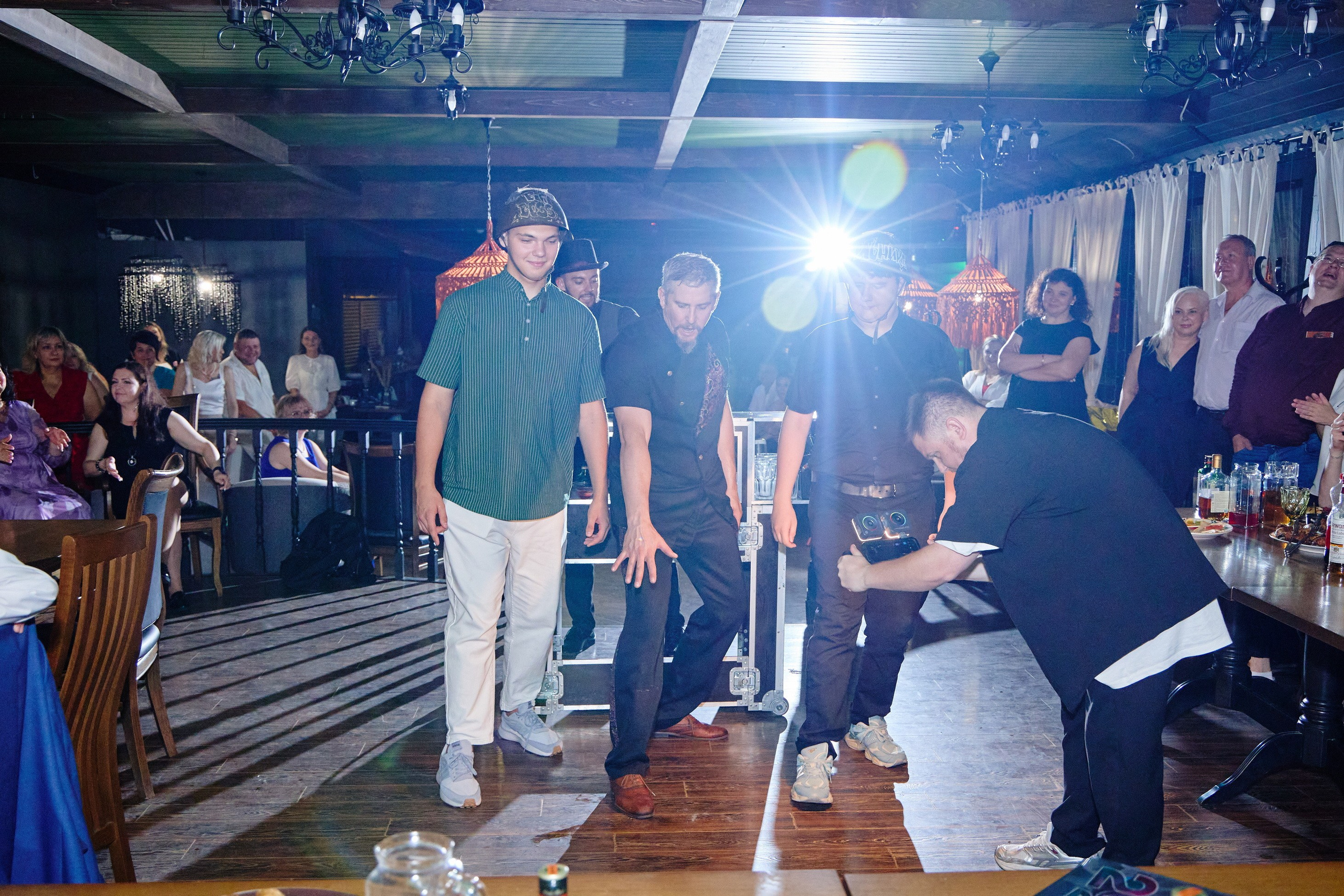 Выпускной 35 Сош. Фотограф Выпускные альбомы Таганрог Сергей Коробченко