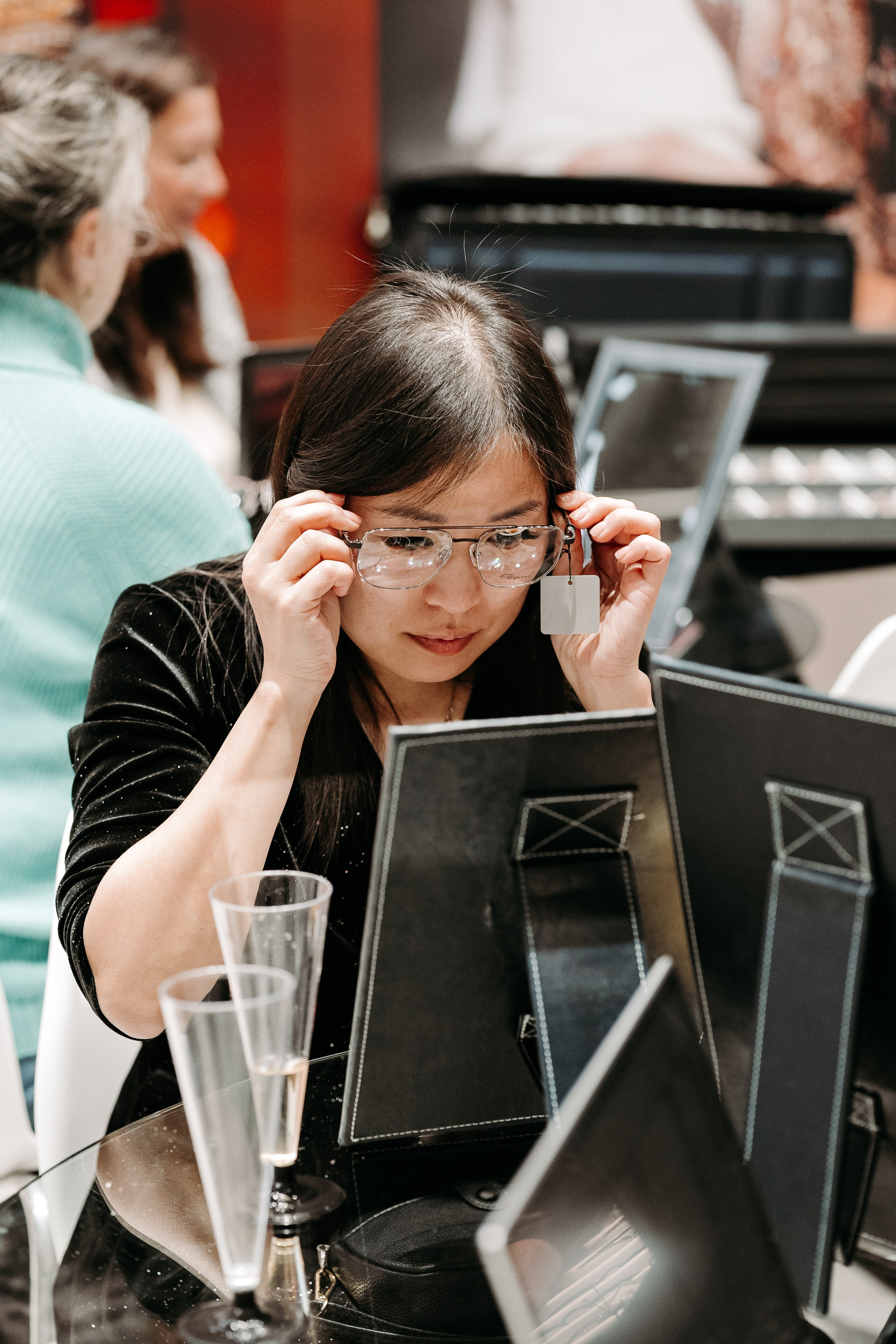 Оптическая_выставка. Репортажный и свадебный фотограф в Москве Рая Небогатова