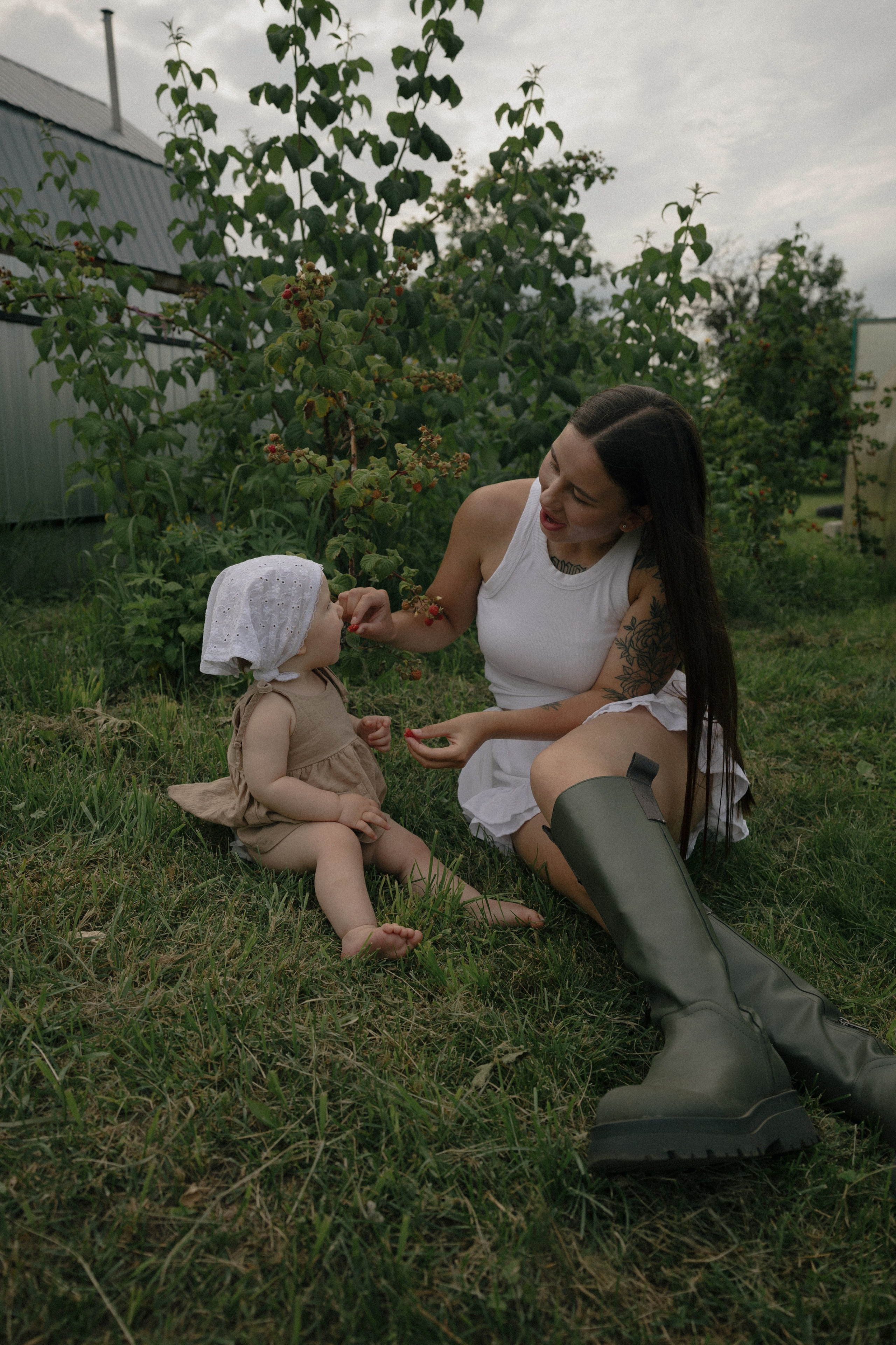 Таня и Тася в деревне. Дубинкина Екатерина Фотограф Рязань, Москва