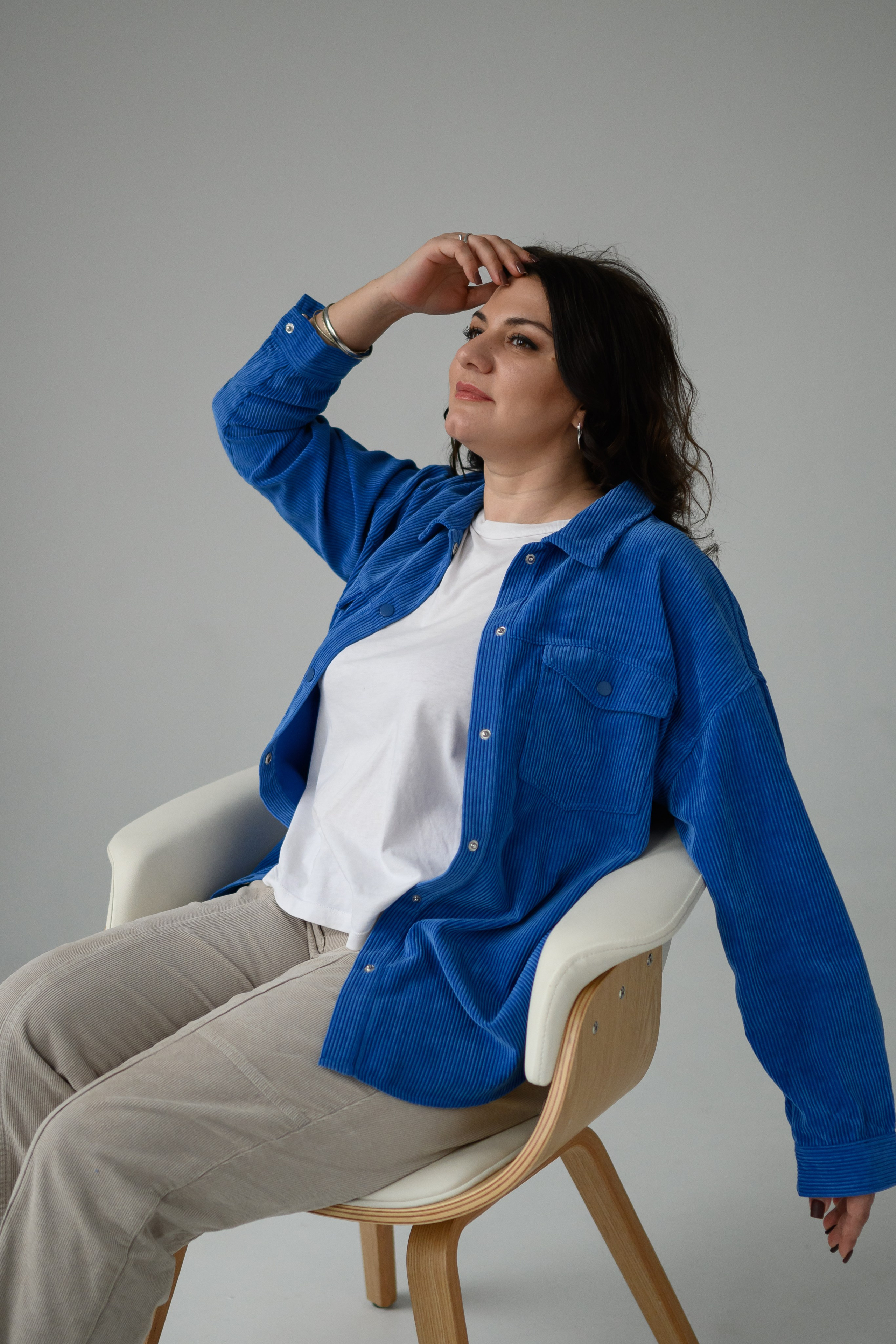 Студийная съёмка девушки