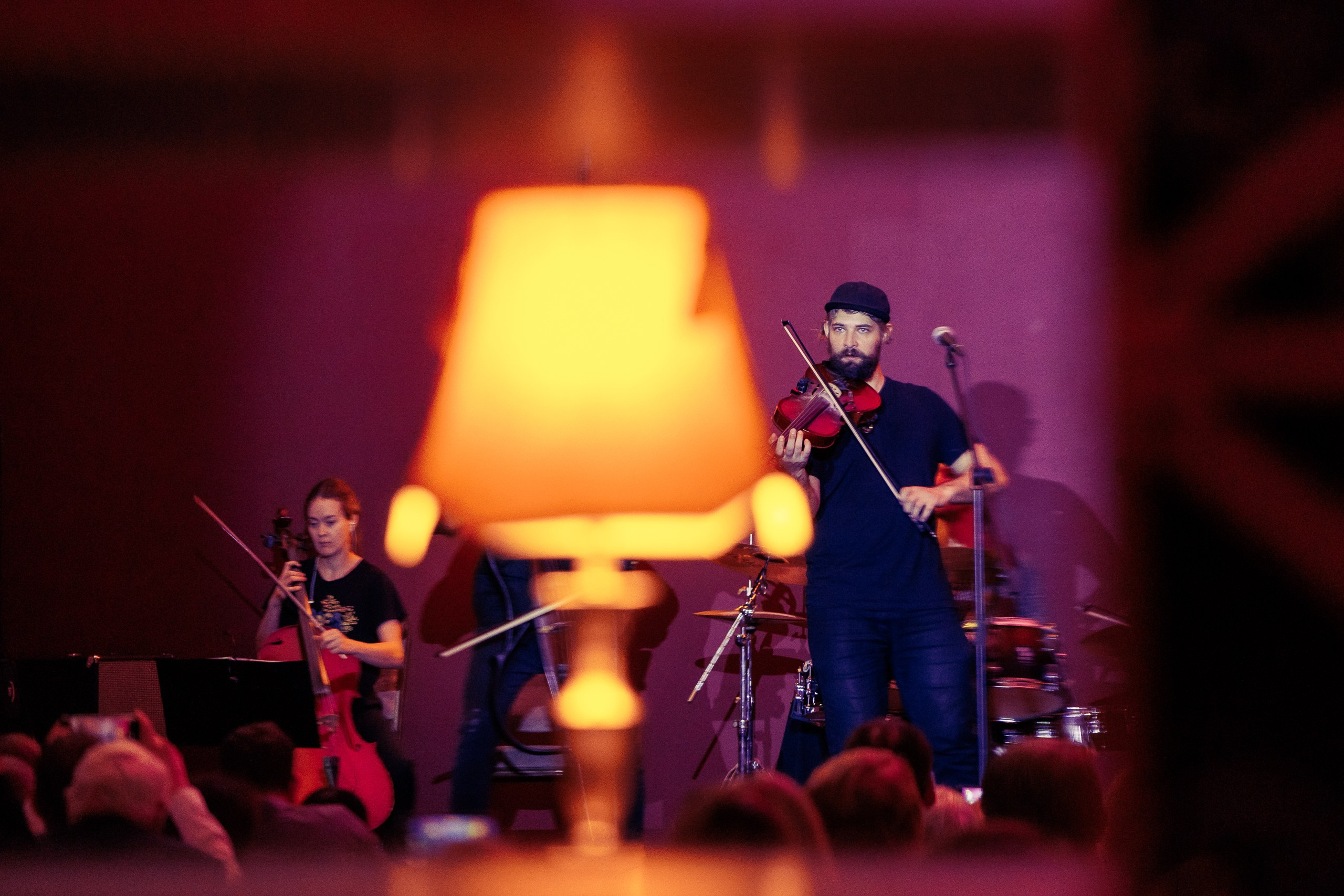 Концерт ATOMIC CELLOS в пространстве FREEDOM. Фотограф в Санкт-Петербурге — Сергей Петров