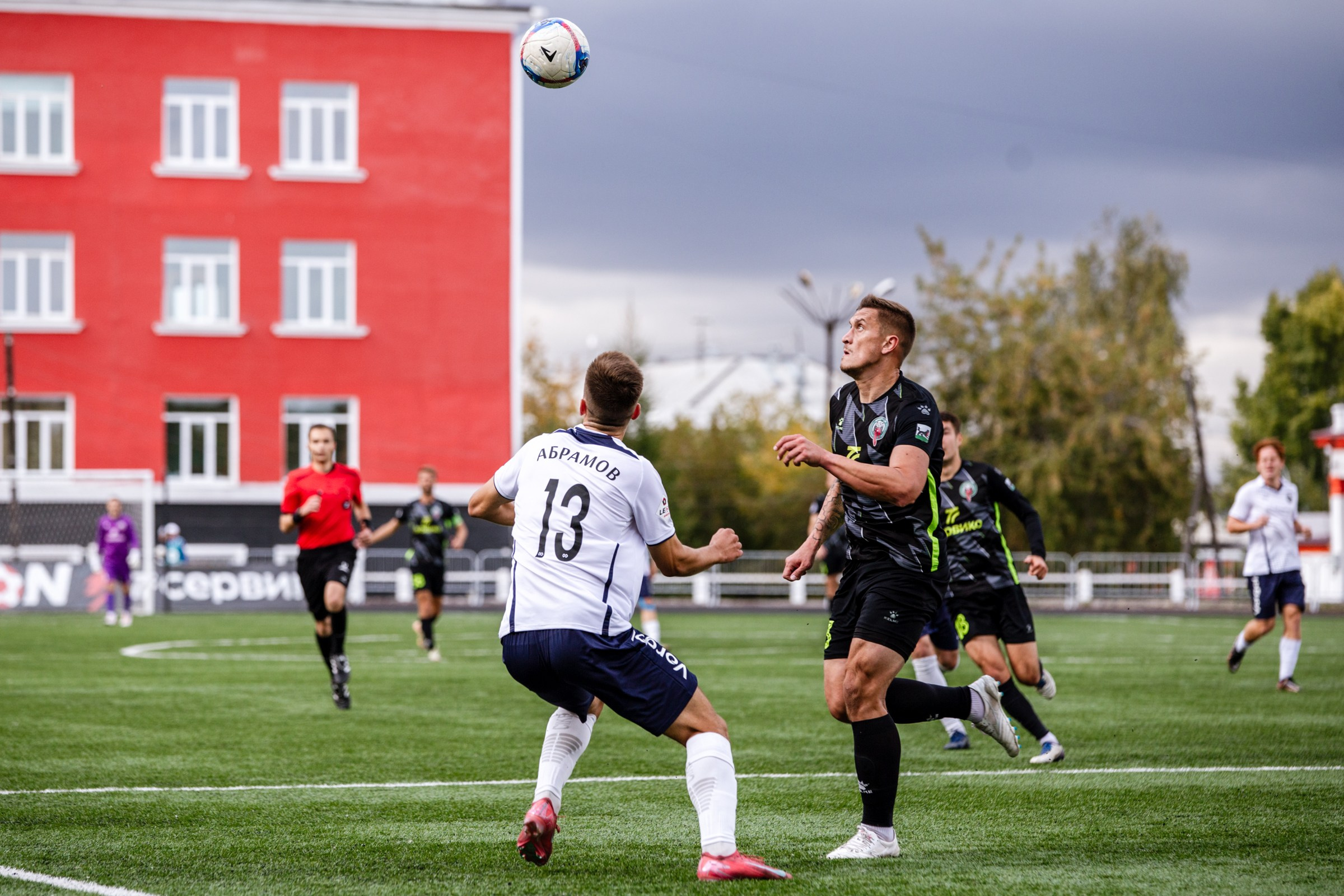 Первенство России по футболу LEON-Вторая лига Б | ФК Иркутск — Космос (Долгопрудный) | 14.09.25. Фотограф в Иркутске Евгения Айвазова