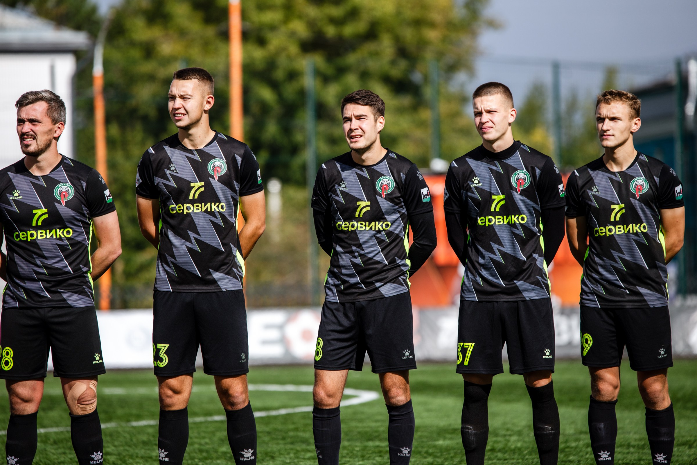 Первенство России по футболу LEON-Вторая лига Б | ФК Иркутск — Космос (Долгопрудный) | 14.09.25. Фотограф в Иркутске Евгения Айвазова