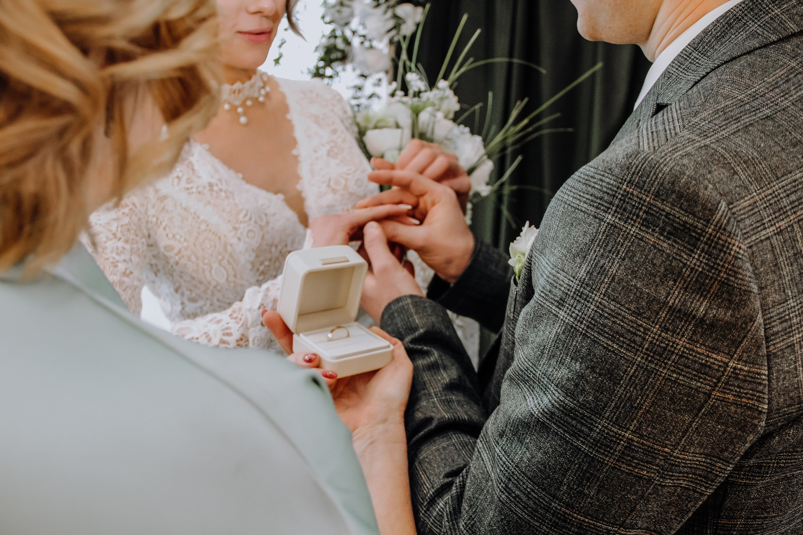 Свадебная история Олеси и Дмитрия. Семейный фотодуэт Ирина и Николай Власьевы. Фотосессии в Новосибирске