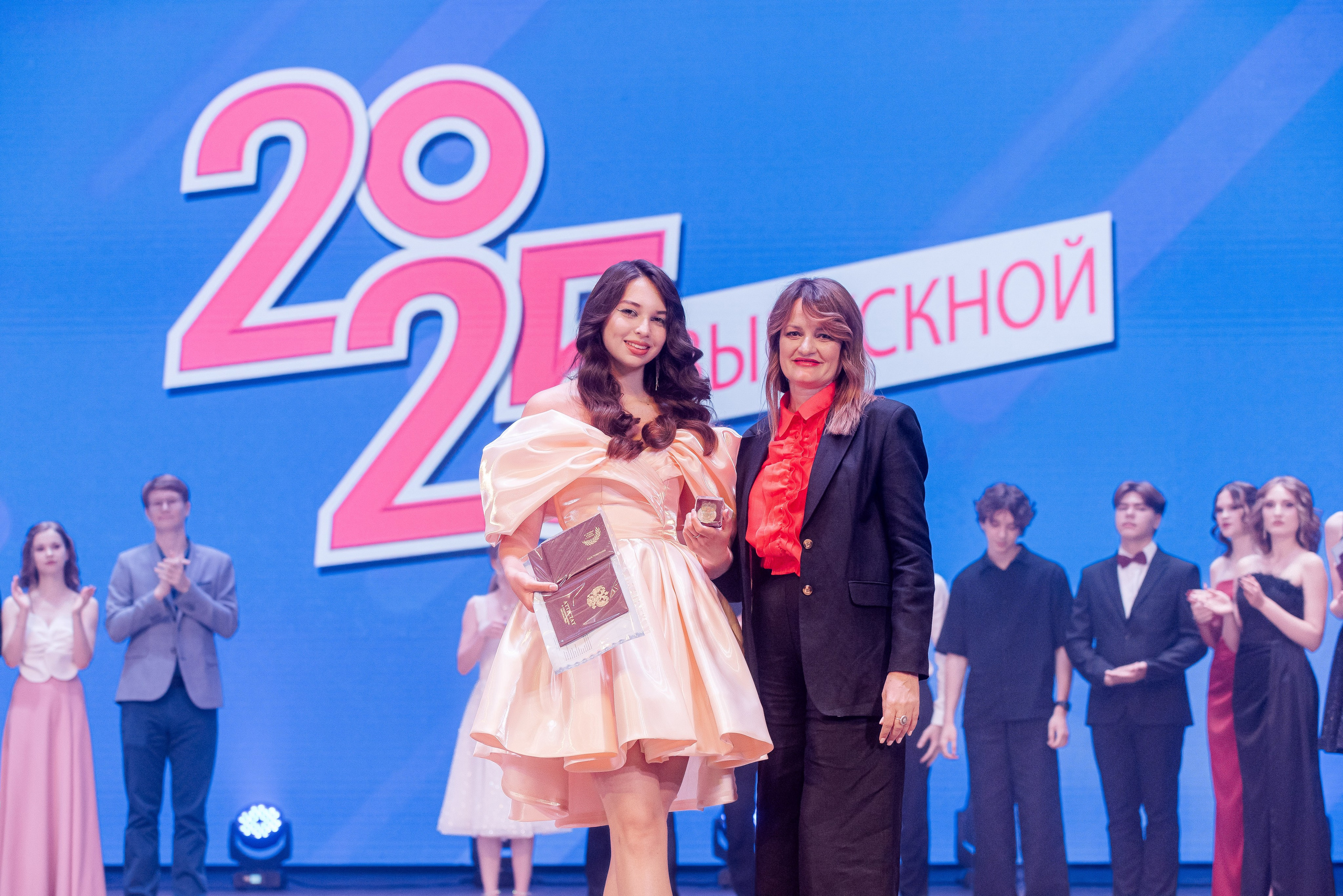 30 Школа. Волжский. Вручение ДК Юбилейный. Фотограф в Волгограде и Волжском Александр Горбань