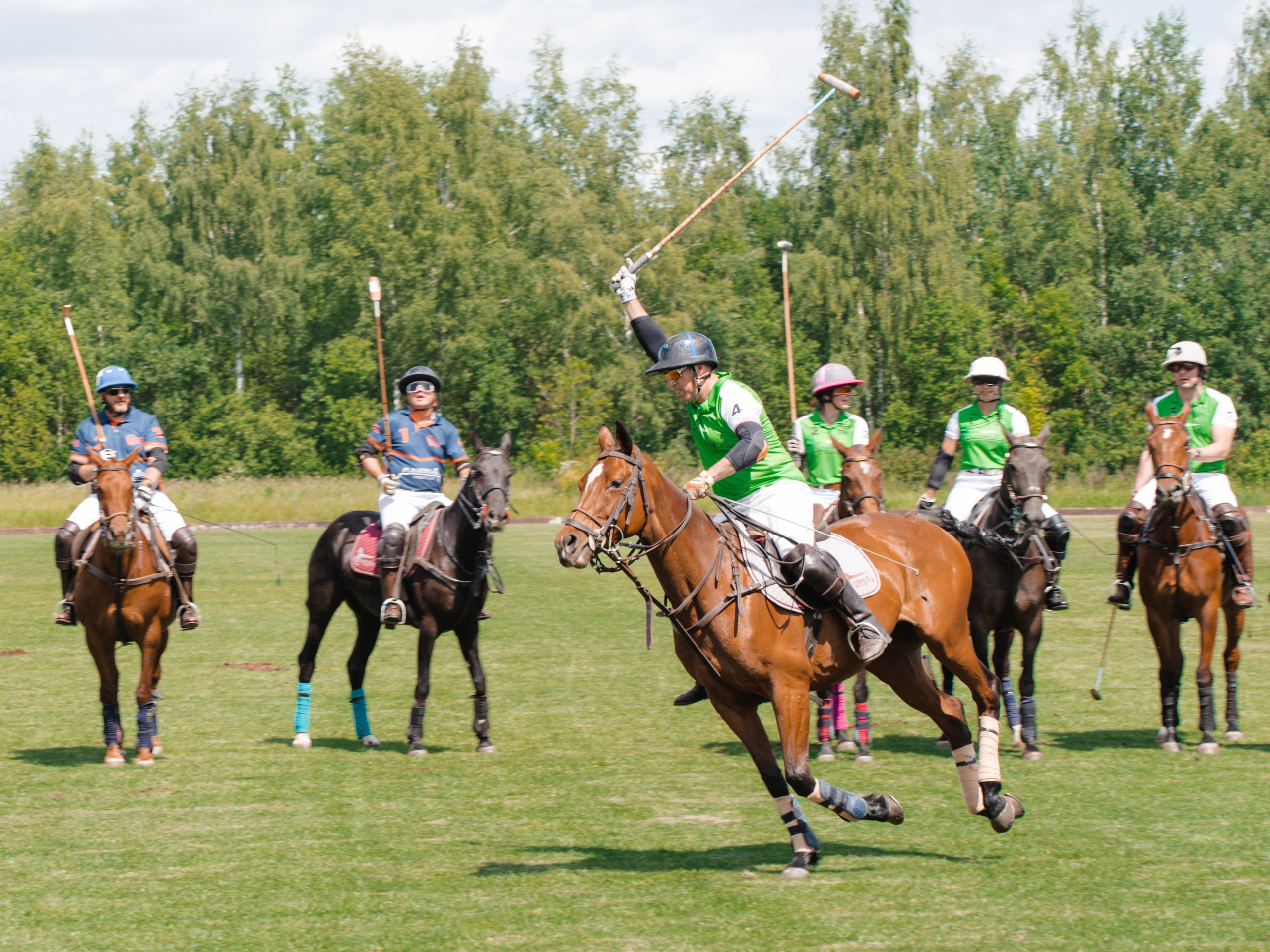 Конное поло. Фотограф Зинаида Евдокимова