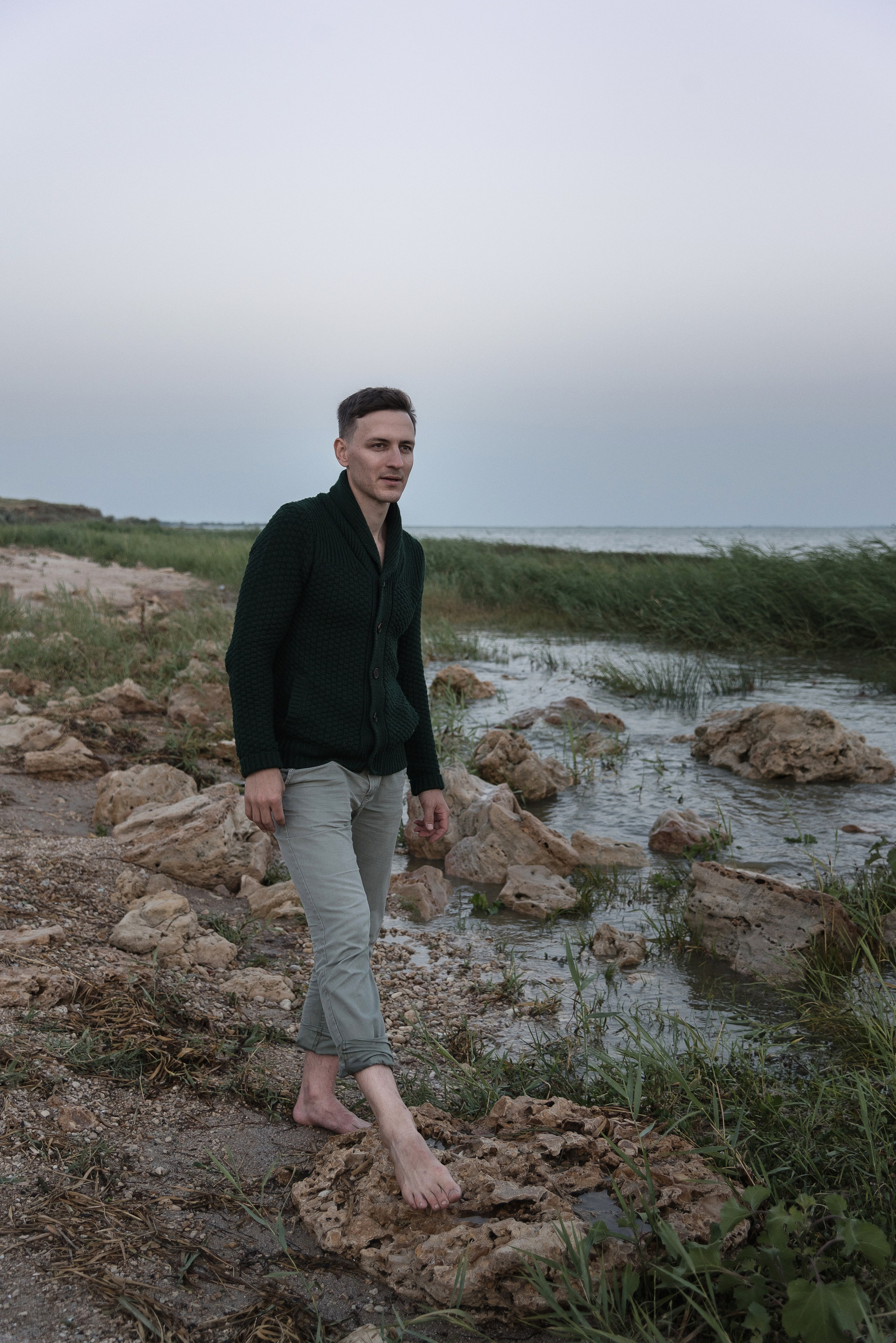 Семейная фотосессия на природе. Фотограф и AI-креатор в Ростове-на-Дону Евгения Лесняк