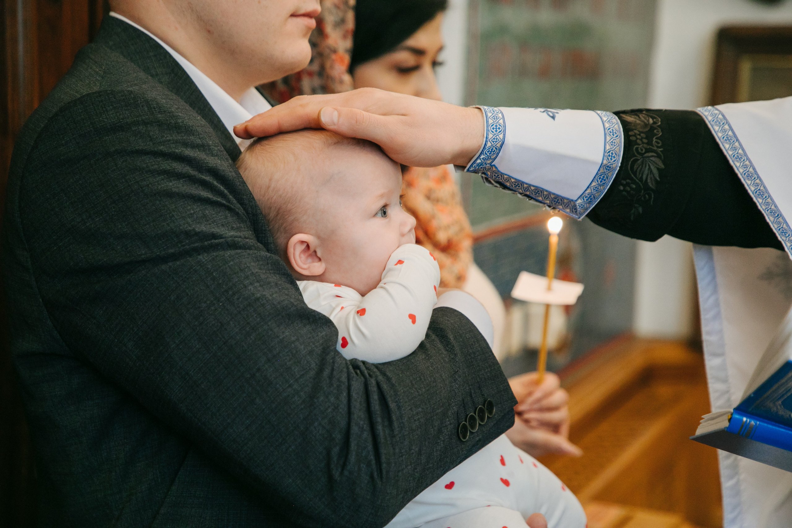 Крещение Храм Спаса Нерукотворного Образа г. Всеволожск. Фотограф на крещение в Санкт Петербурге