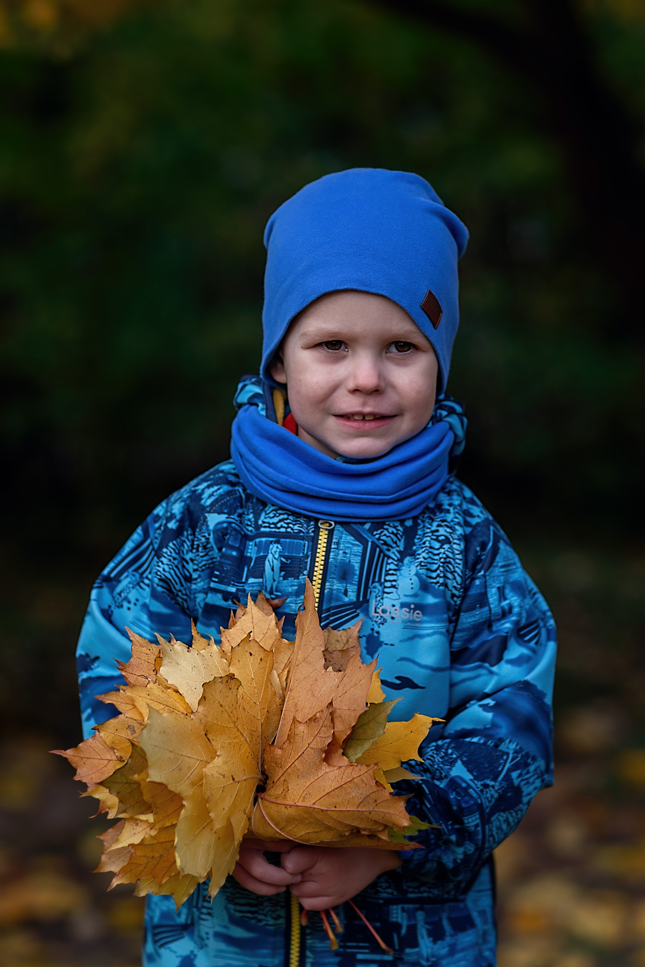 Осенняя прогулка_2024 + печать. Семейный фотограф в Санкт-Петербурге