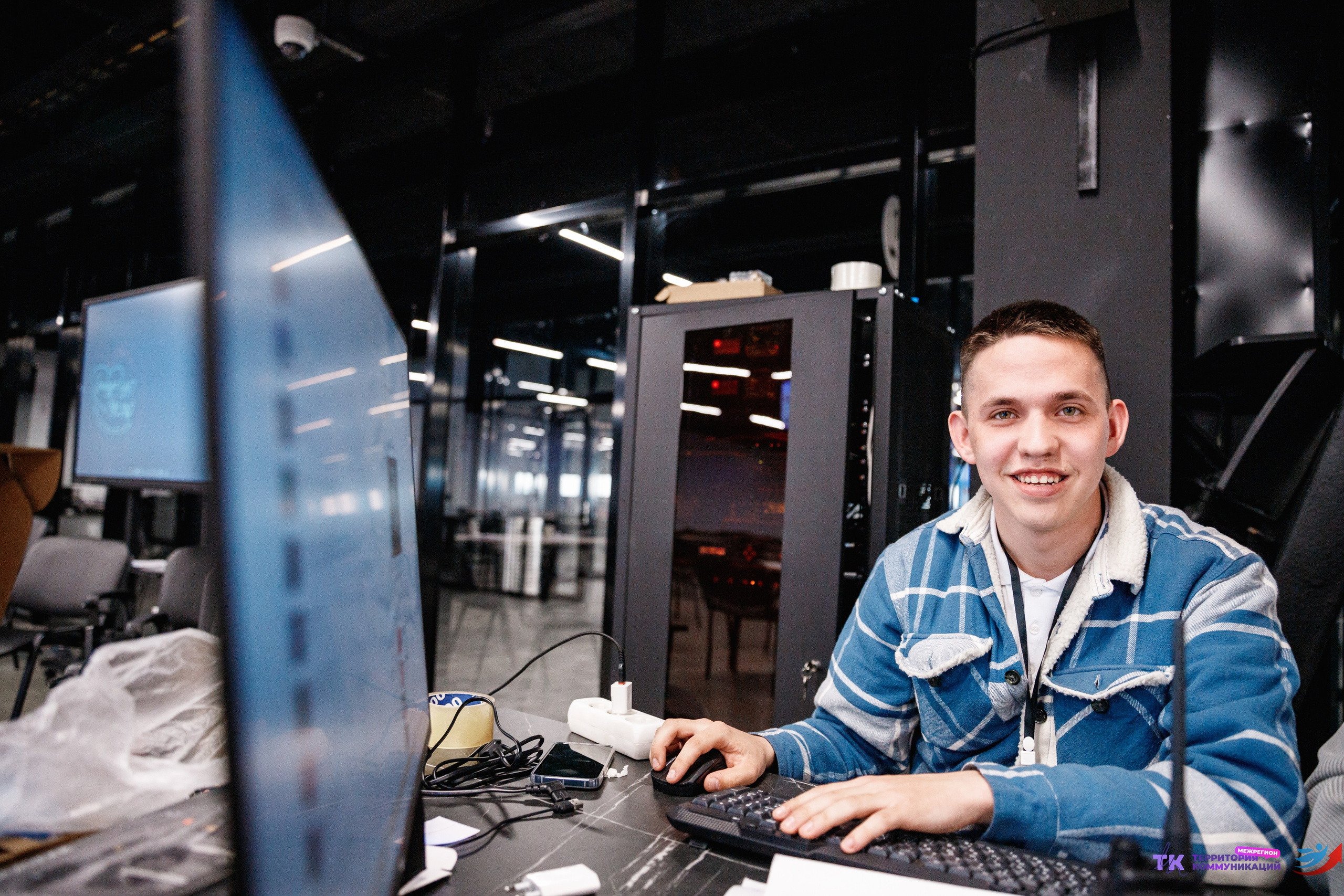 Закрытие программы — Вектор Полета. Фотограф Захваткин Роман