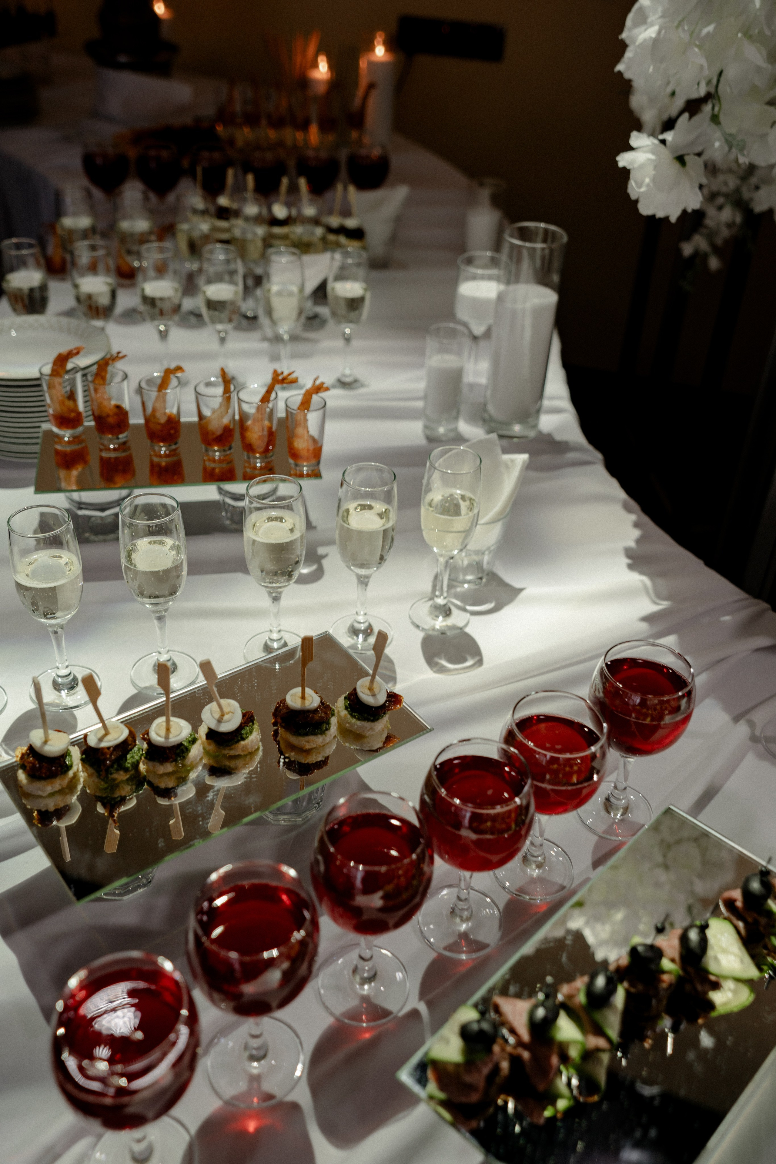 СВАДЕБНАЯ СЬЕМКА СБОРОВ В ОТЕЛЕ И ВЫЕЗД НА ЦЕРЕМОНИЮ (СНЯТО В СИБИРЕ В НИЖНЕВАРТОВСКЕ). Профессиональный фотограф, Санкт-Петербург — Виктория Богомолова