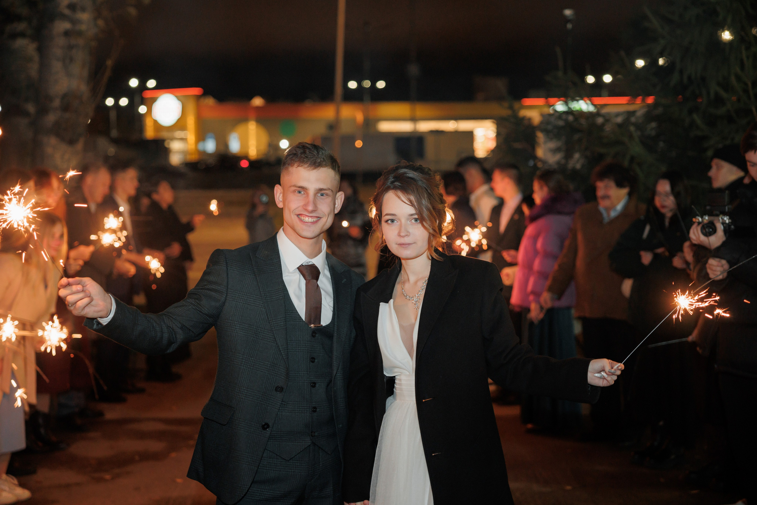 Константин и Дарья, ЗАГС ВДНХ, отель Soluxe, ресторан «Антик». Свадебный и репортажный фотограф (Москва, Королев и другие)