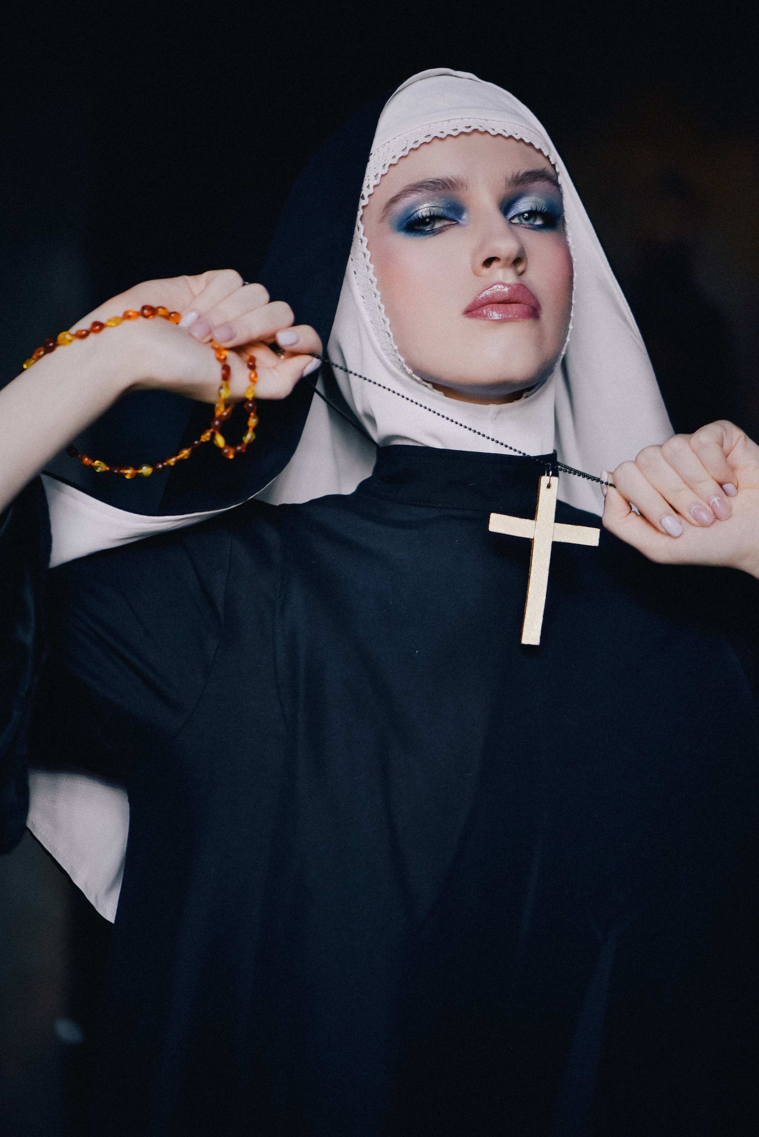 Монахиня. CREAM PHOTO
