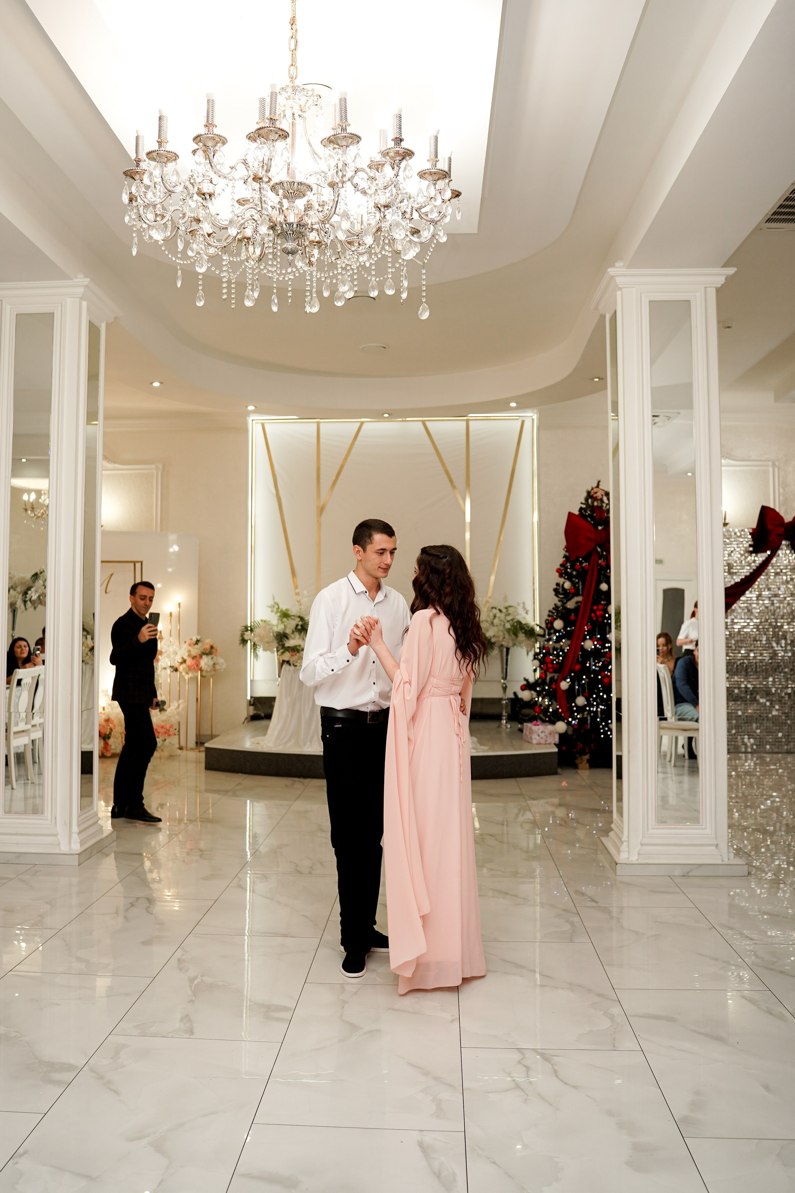 Сватовство. Свадебный фотограф в Ростове-на-Дону. Таинство Крещения и Венчания, семейные фотосессии. Алёна Чёботова