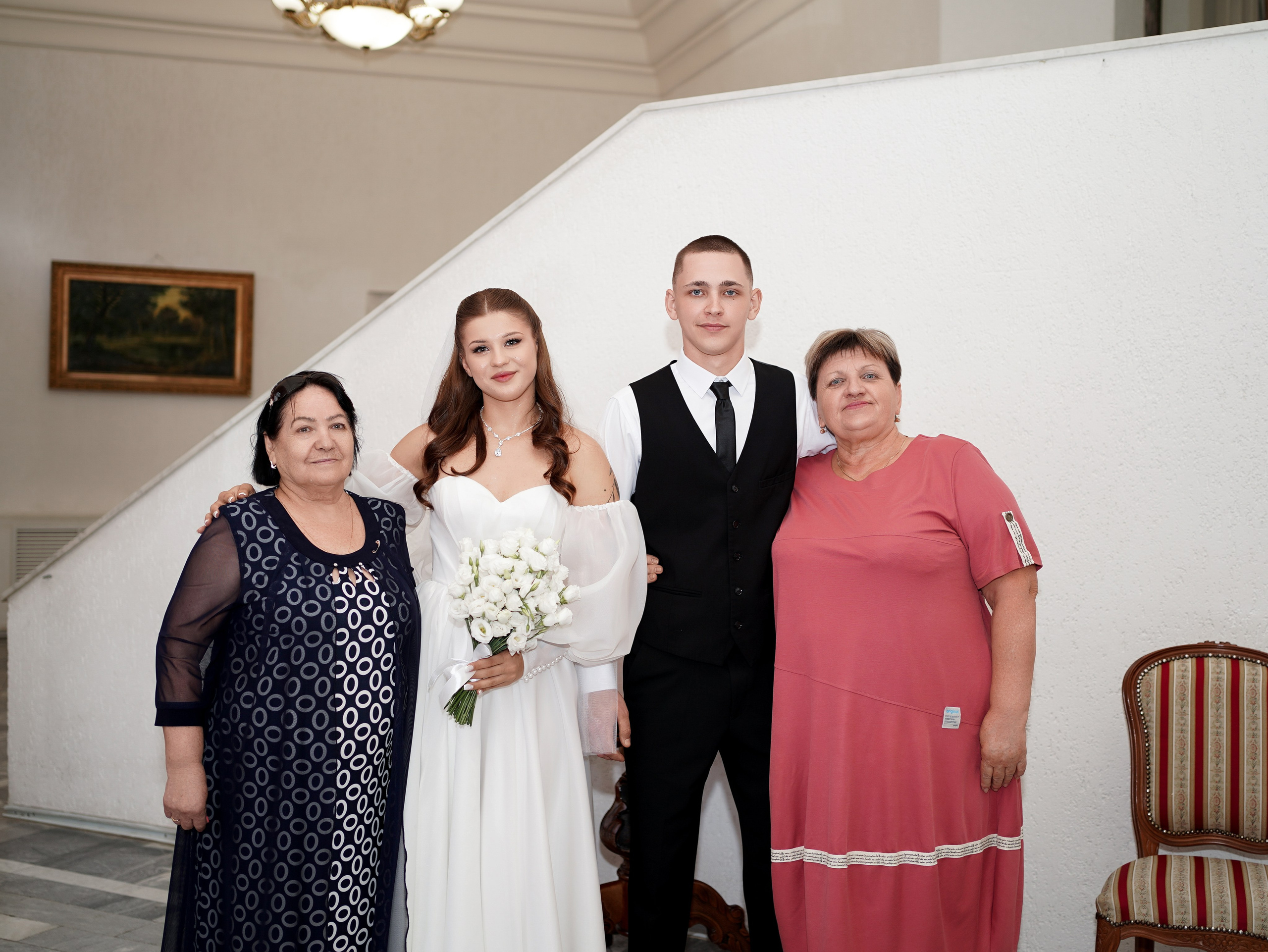 Свадебная фотосессия в Пролетарском ЗАГСе. Свадебный фотограф в Ростове-на-Дону. Таинство Крещения и Венчания, семейные фотосессии. Алёна Чёботова