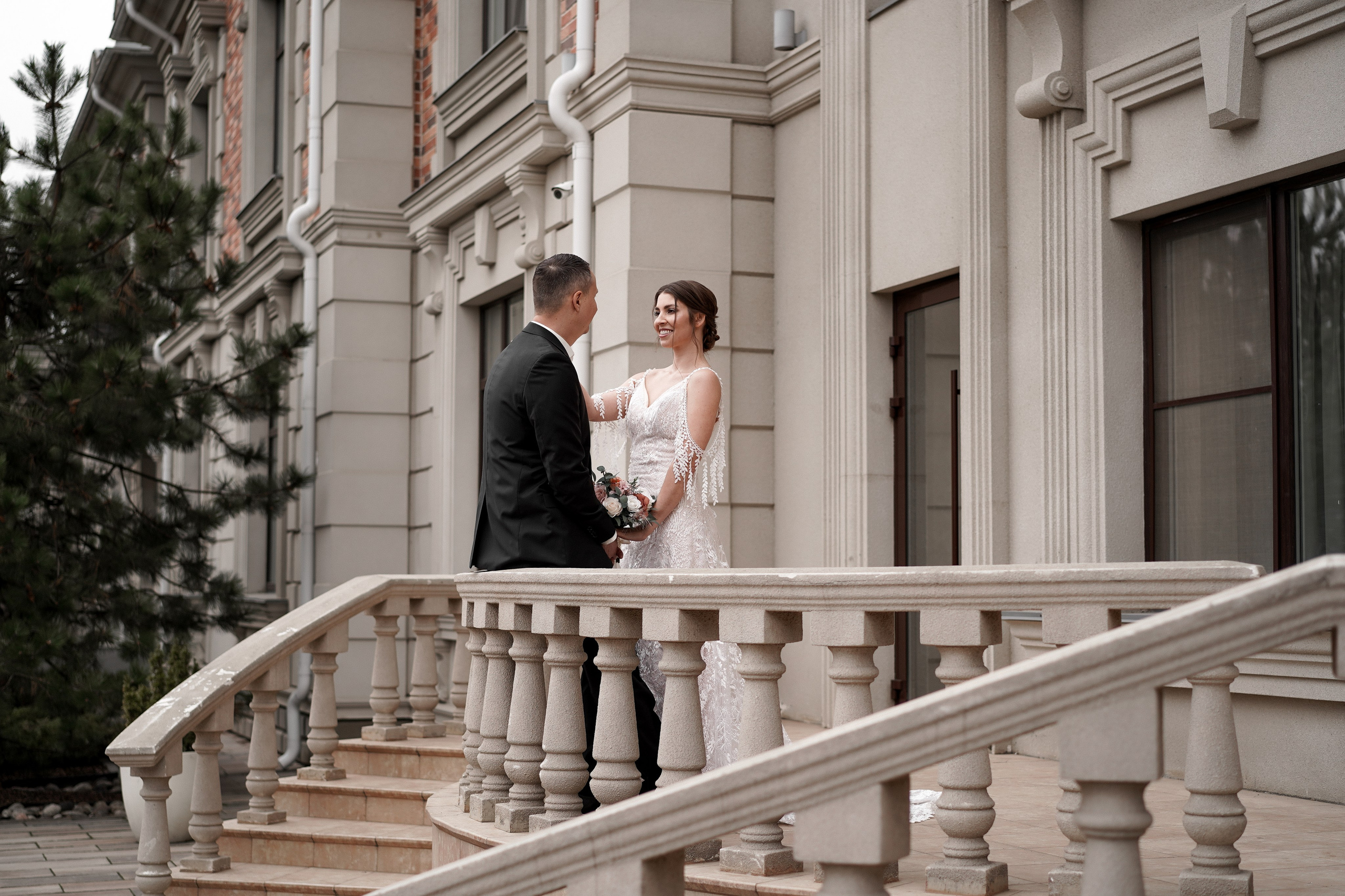 Свадебная фотосессия в Графском парке. Ростов-на-Дону. Свадебный фотограф в Ростове-на-Дону. Таинство Крещения и Венчания, семейные фотосессии. Алёна Чёботова