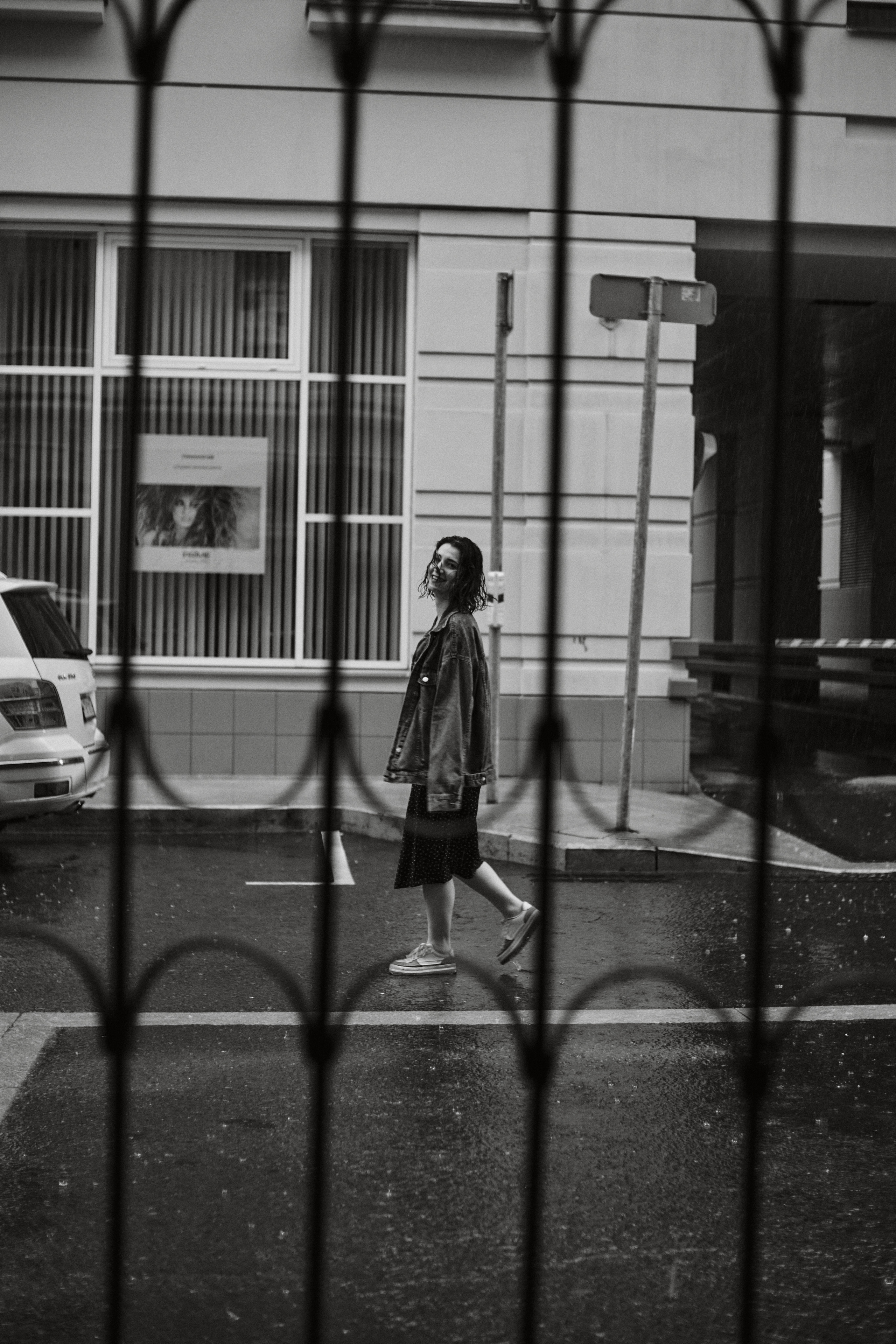 Найка под дождём. Фотограф в Москве Михаил Елизарьев