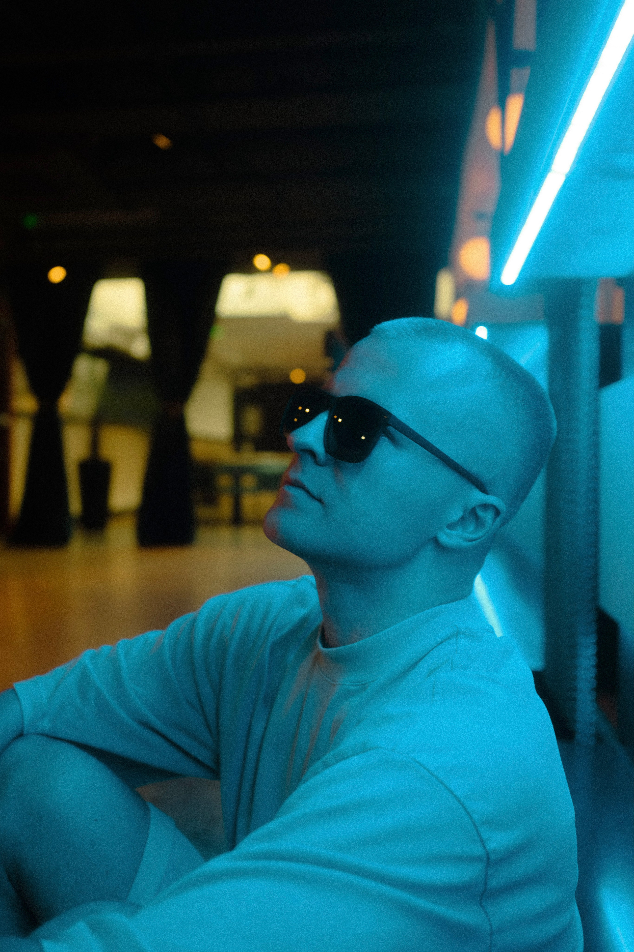 В кадре: педагог. Творческие фотосессии в Москве. Фотоальбом лидера группы ЯЛО