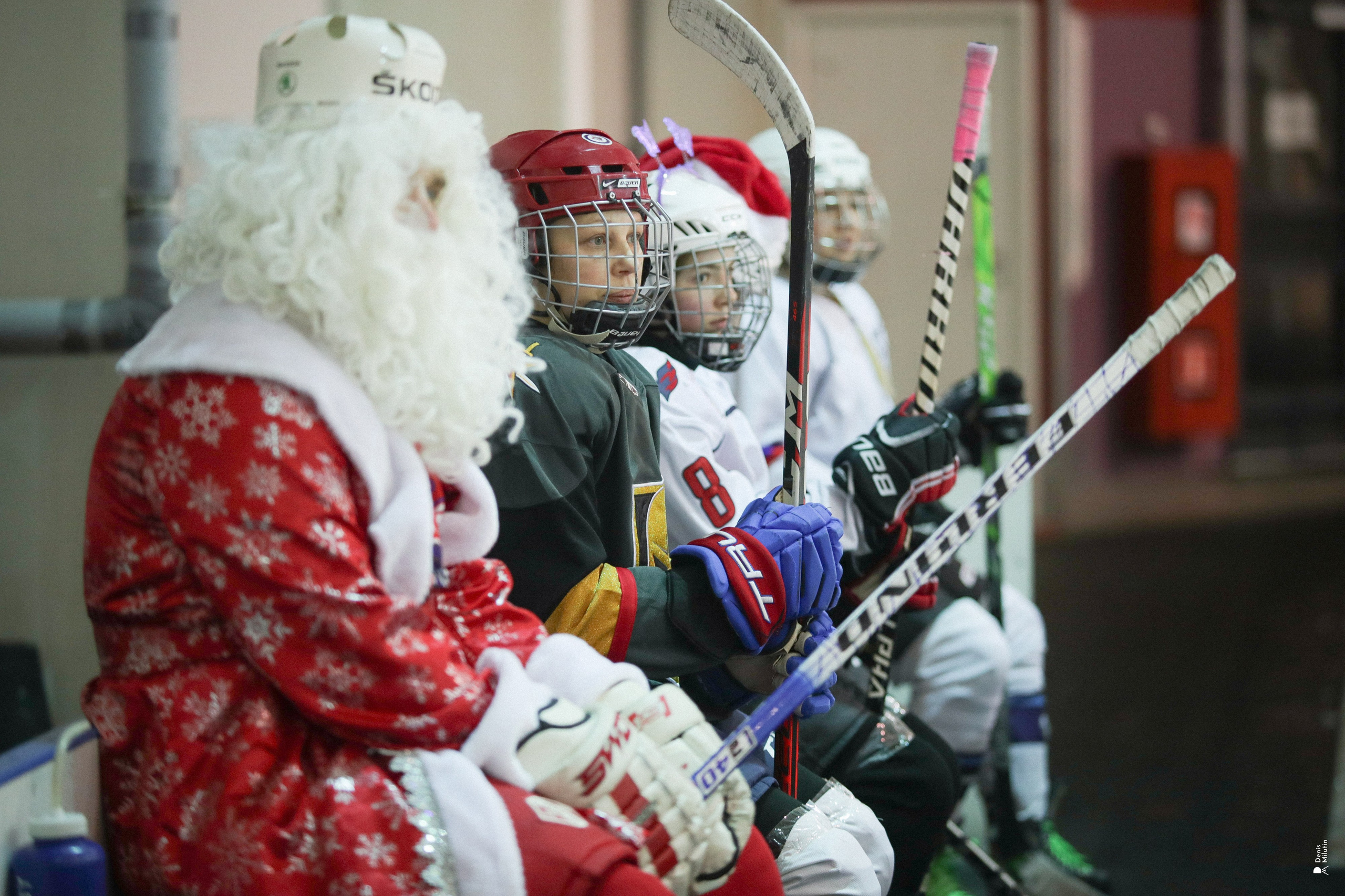 Звенит в ушах лихая музыка атаки. Портретный фотограф Денис Милютин