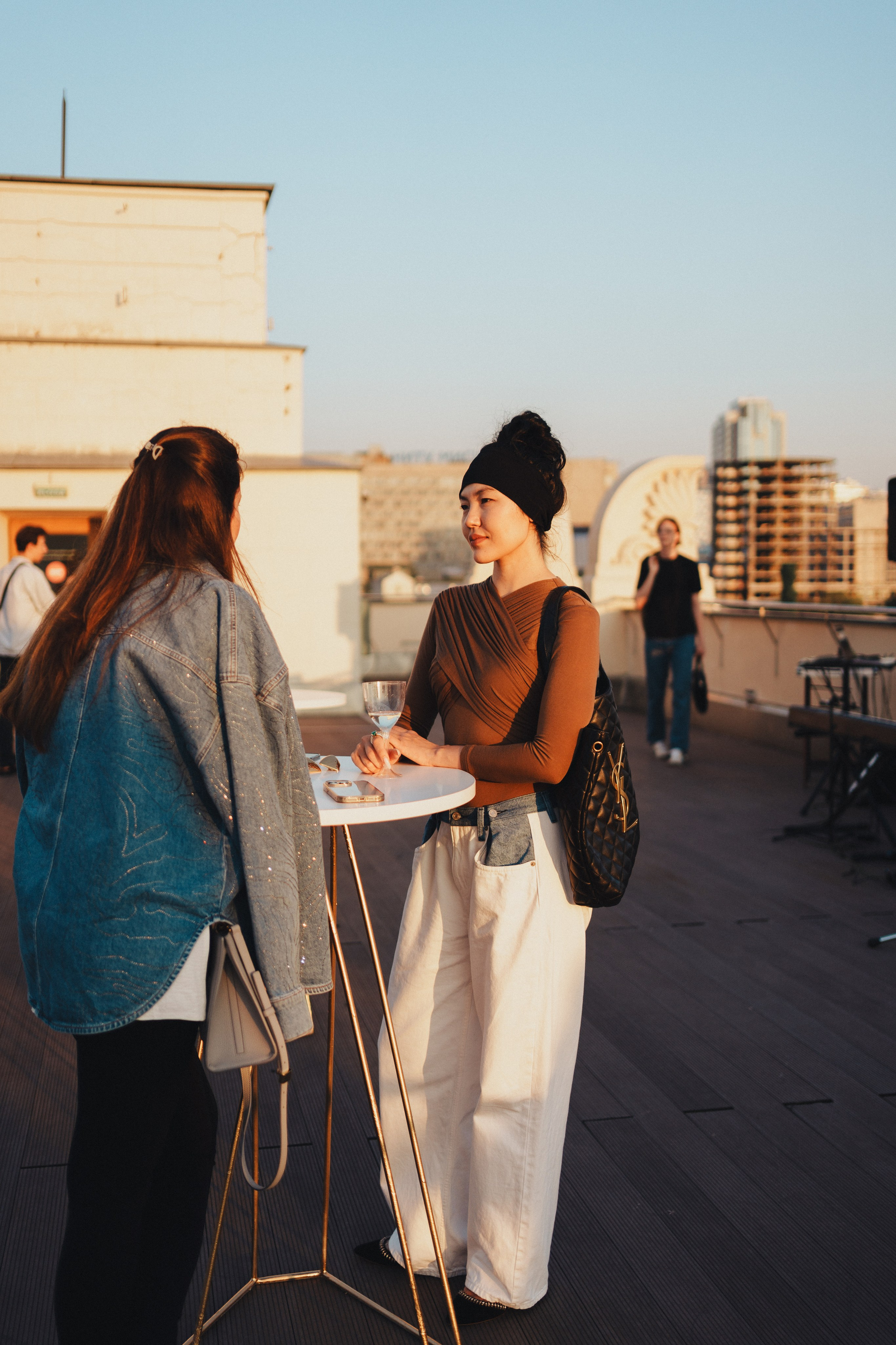Выставка на крыше Парка Горького. Семейный и детский фотограф и видеограф в Москве, Серпухове и Тарусе Валерия Сорокина