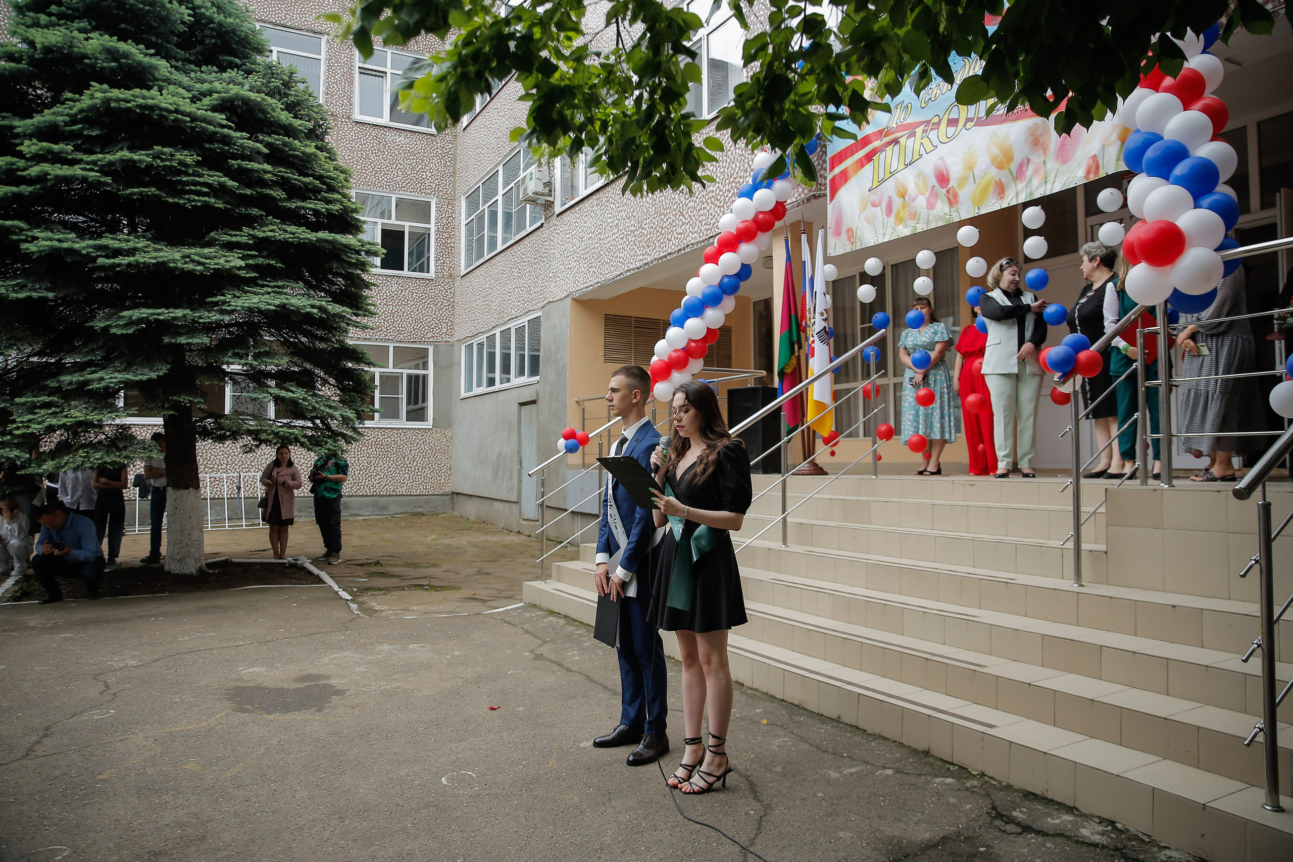 Последний звонок 11 класс. Классные выпускные альбомы Классфото Краснодар