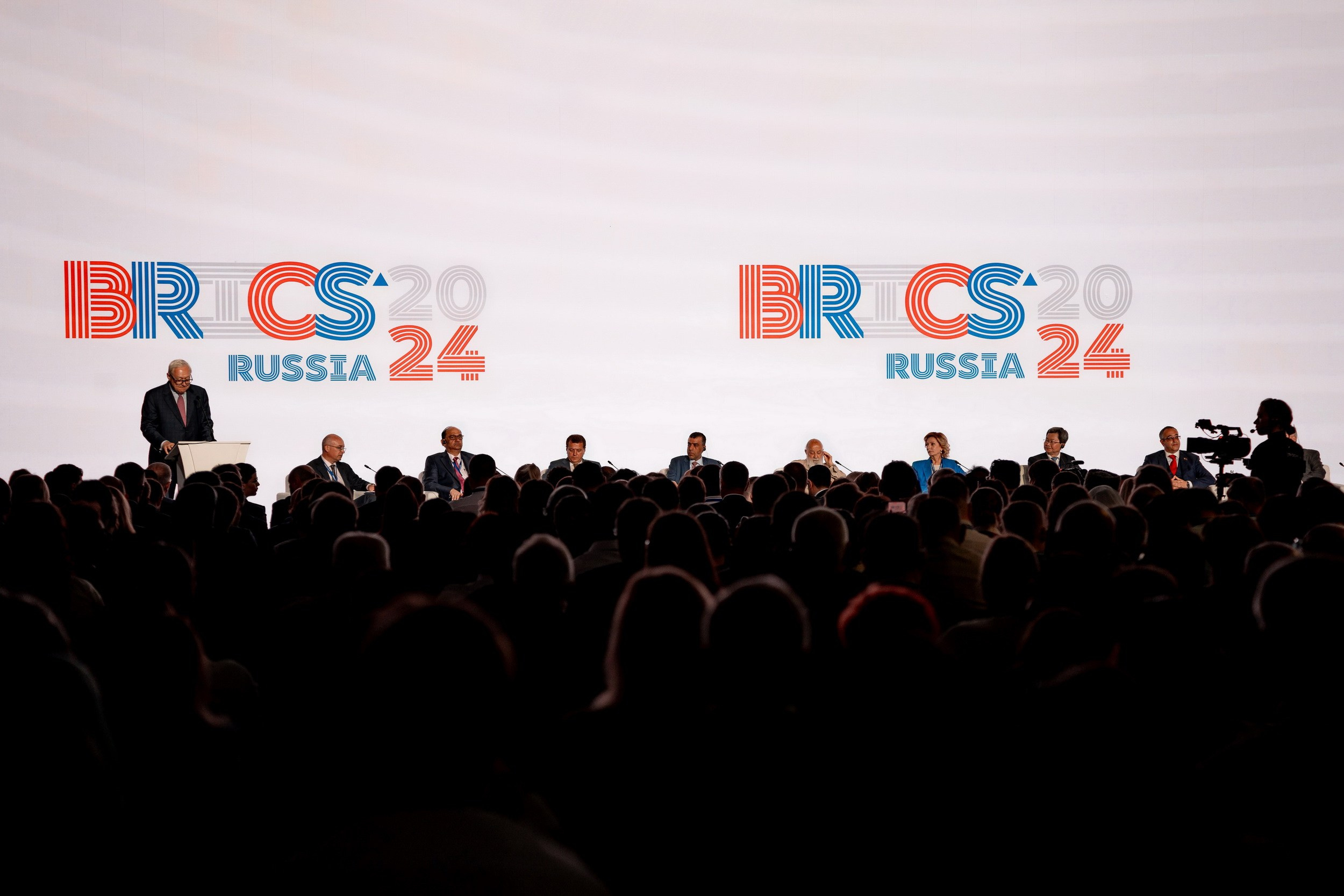 VI ММФ БРИКС 2024. Москва. Фотограф Сергей Лукьяненко