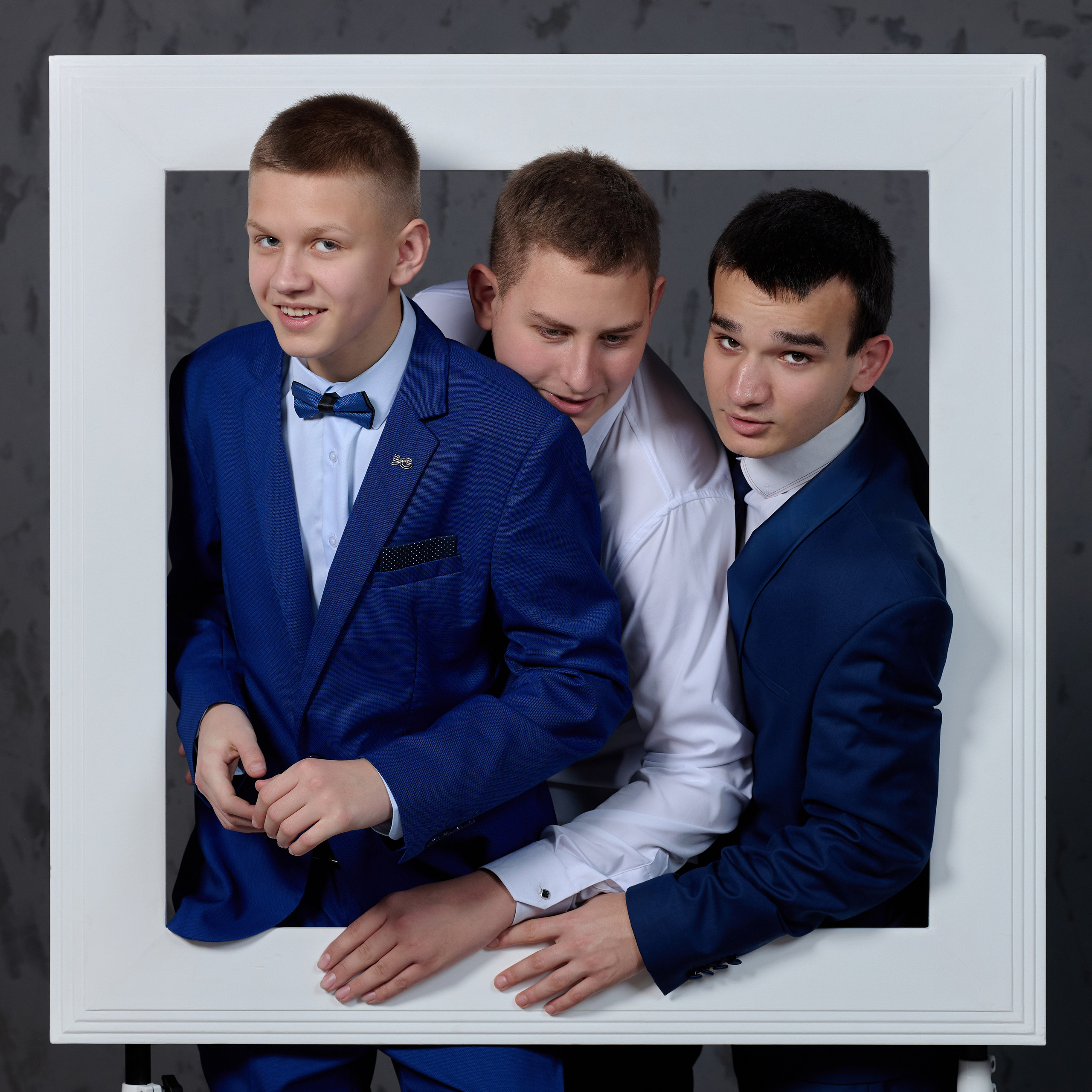 Сьемка выпускного альбома в Таганроге (с рамкой). Фотограф Выпускные альбомы Таганрог Сергей Коробченко