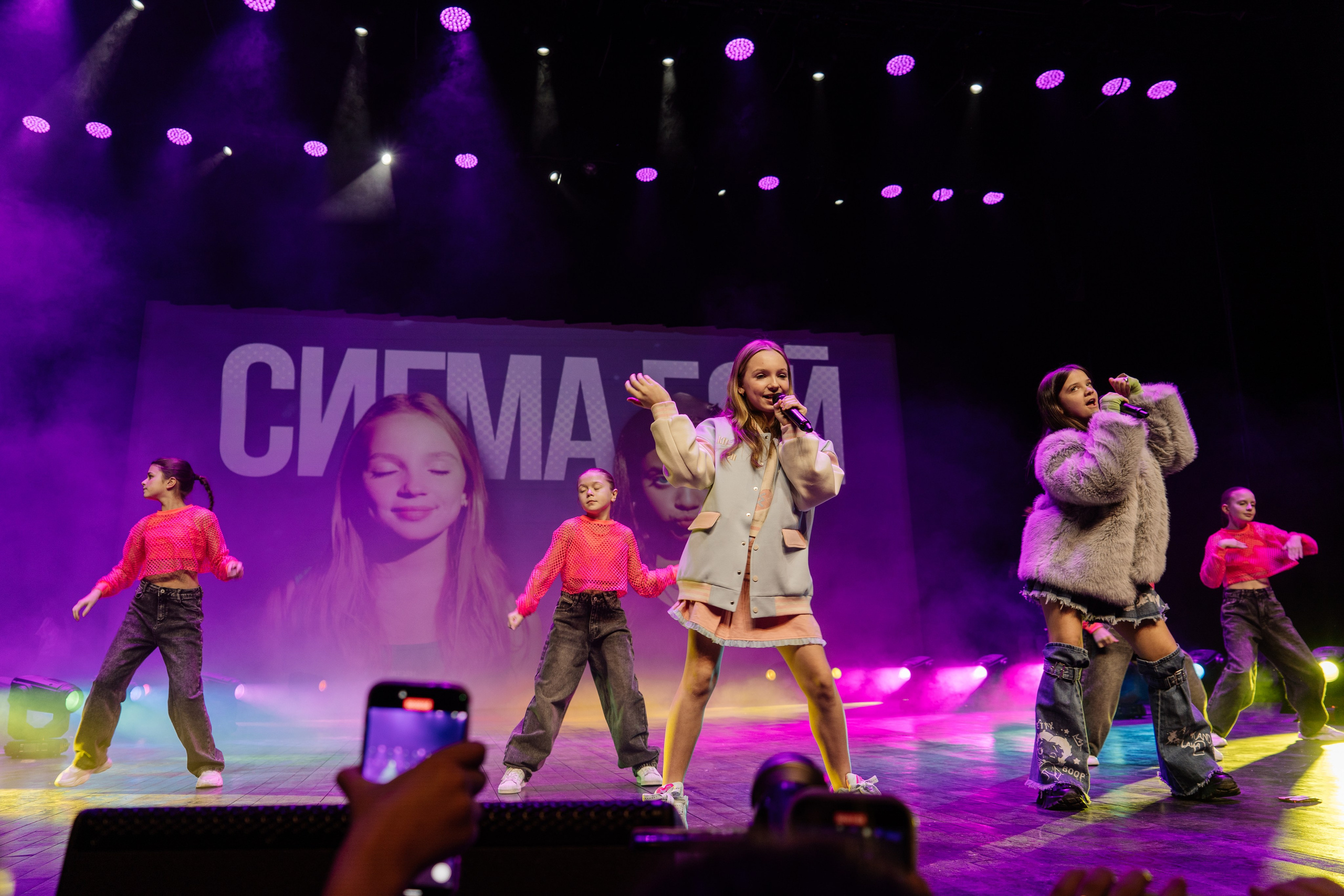 Bloggers Music Awards 2025. Фотограф София Горбачева. Свадебный и репортажный фотограф видеограф Брянск/Москва