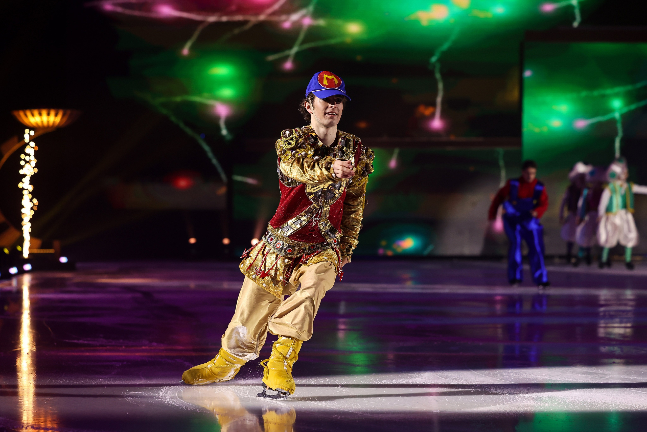 «История любви Шахеризады» шоу на льду 03.01.2024. Спортивный и репортажный фотограф Антон Тереханов