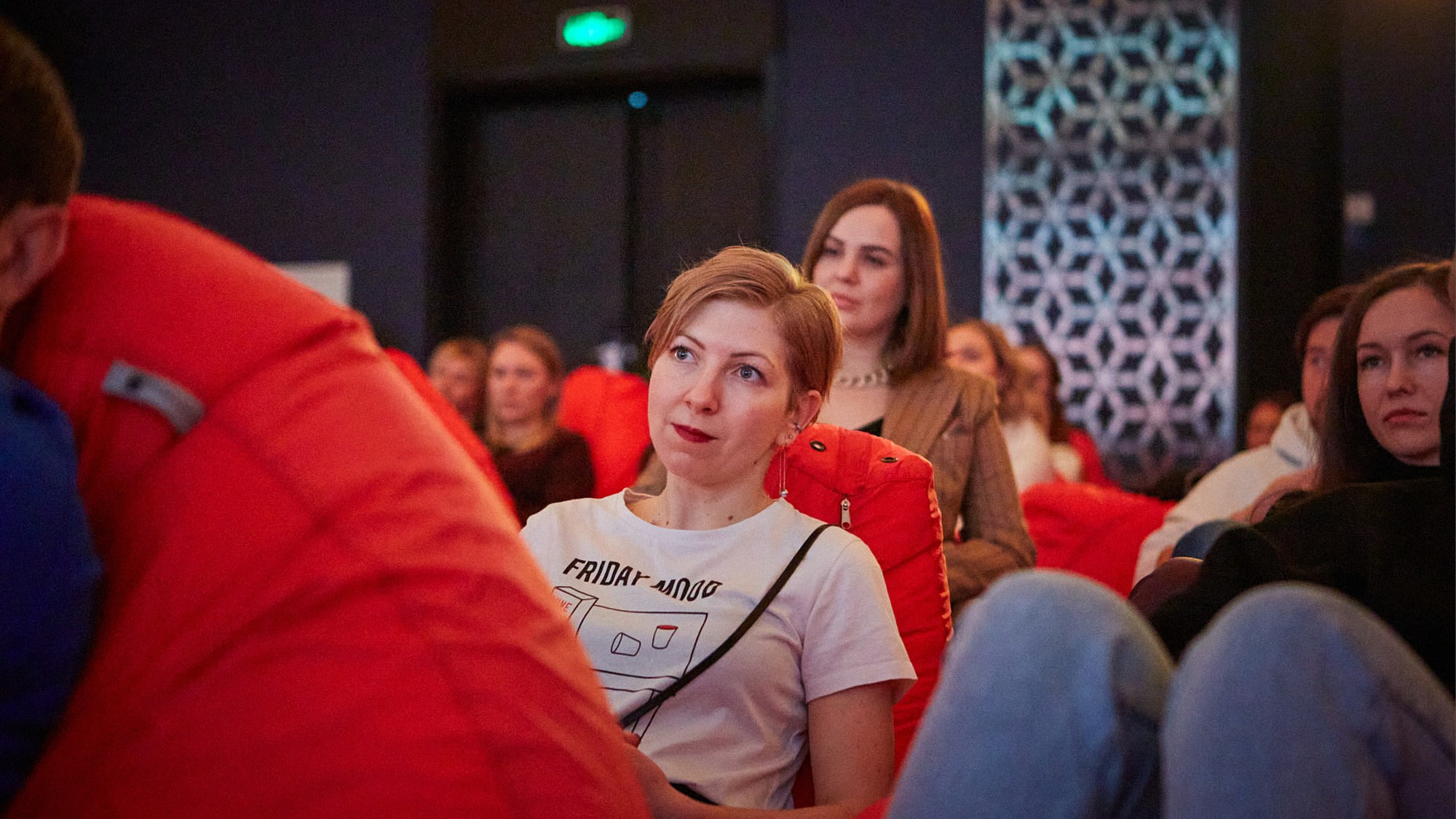 Фотограф на корпоративе BACARDI Golden Bat — репортажная съёмка в Москве. Репортажный фотограф в Москве — Дмитрий Тарасов | Съёмка мероприятий, концертов, корпоративов