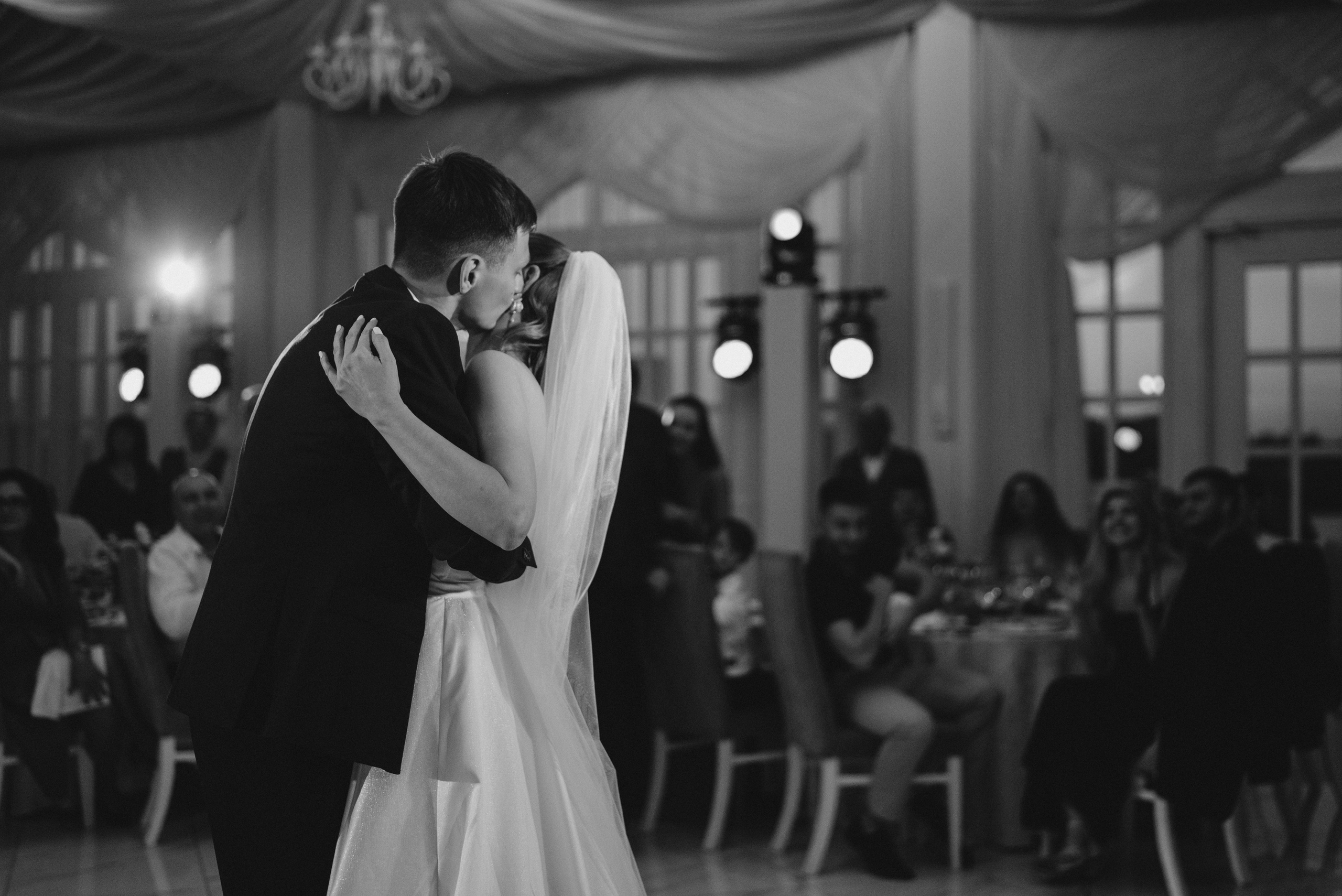 Макс и Катя. Загородный Клуб. Фотограф Костикова Анастасия Ростов-на-Дону