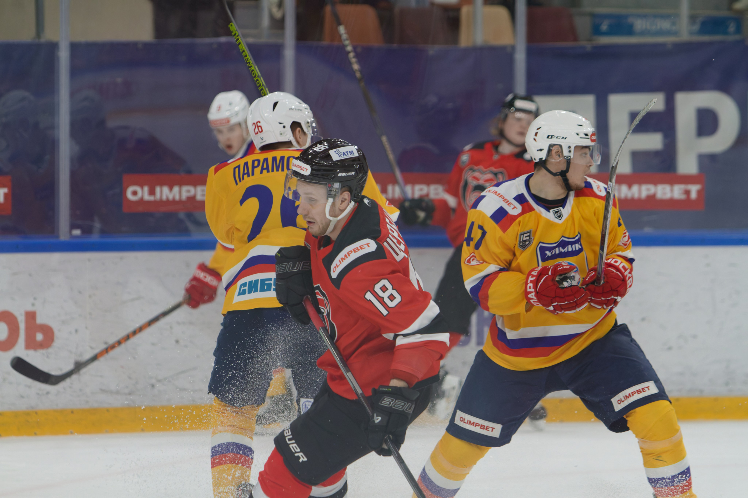 Хоккей. Молот-Химик 12.02.2025. Репортажный и спортивный фотограф в г. Пермь Зильберг Павел