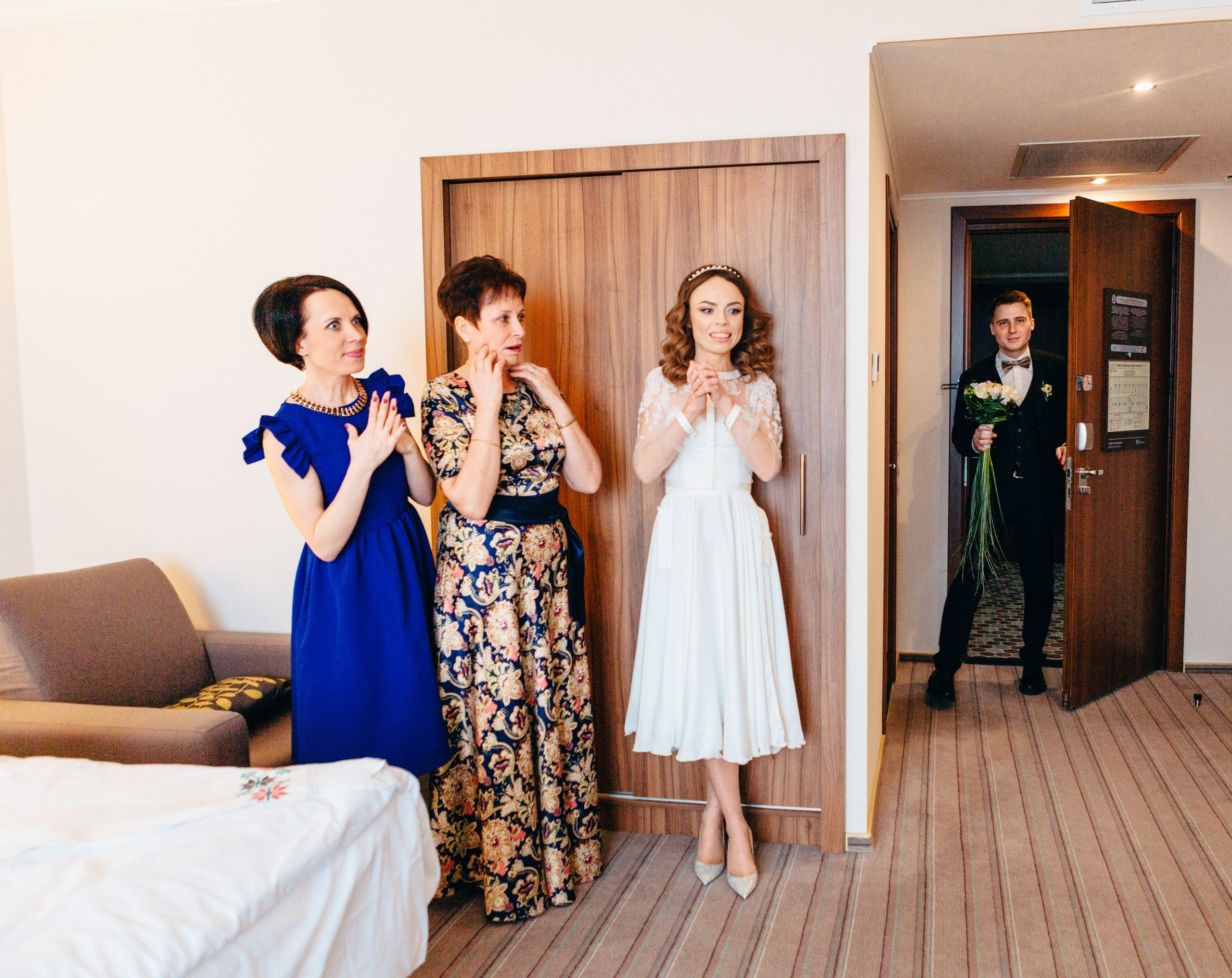 Примеры свадебных платьев. Модельер Евгений Бременев