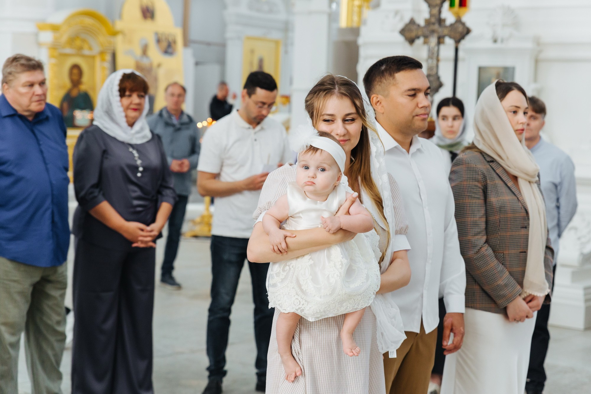 Смольный собор крещение сколько стоит, где провести крещение спб, душевный батюшка смольный собор, цена крестин, где покреститься взрослому