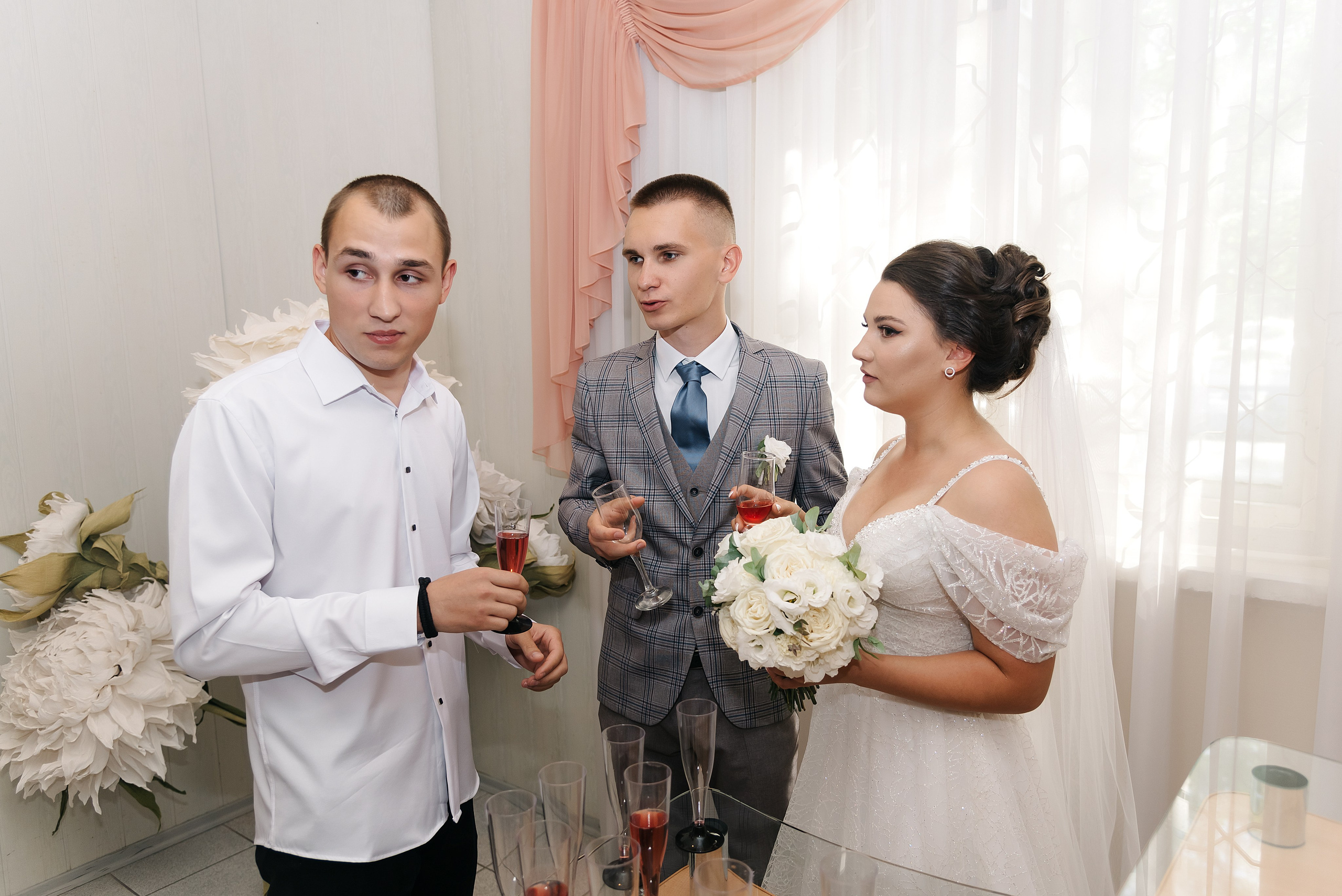 Роман и Карина. Фотограф Волжский Екатерина Егорова