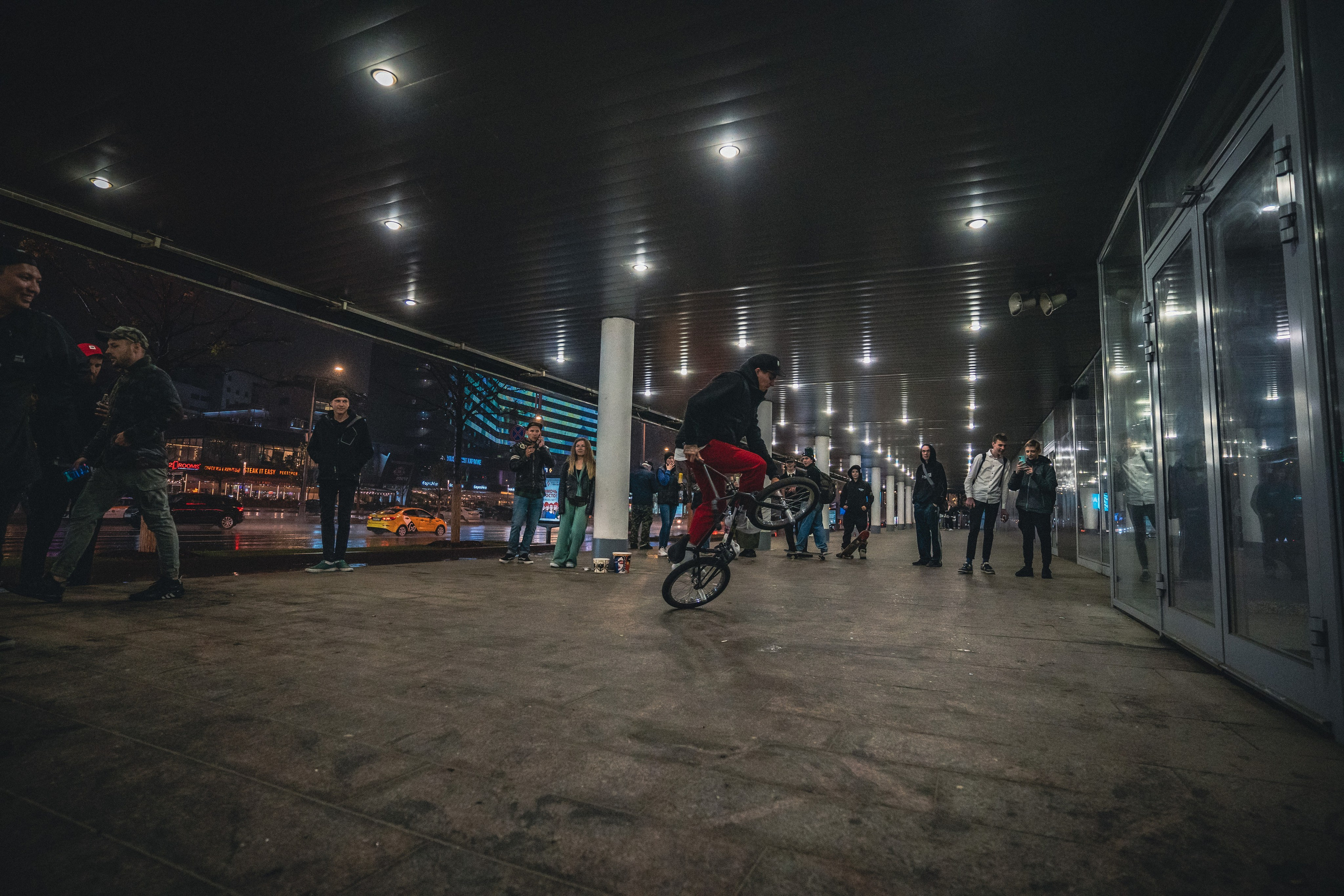 Премьера фильма ИБЬЁТСЯ в Москве 26.05.22. Репортажный фотограф в Краснодаре Рындин Дмитрий