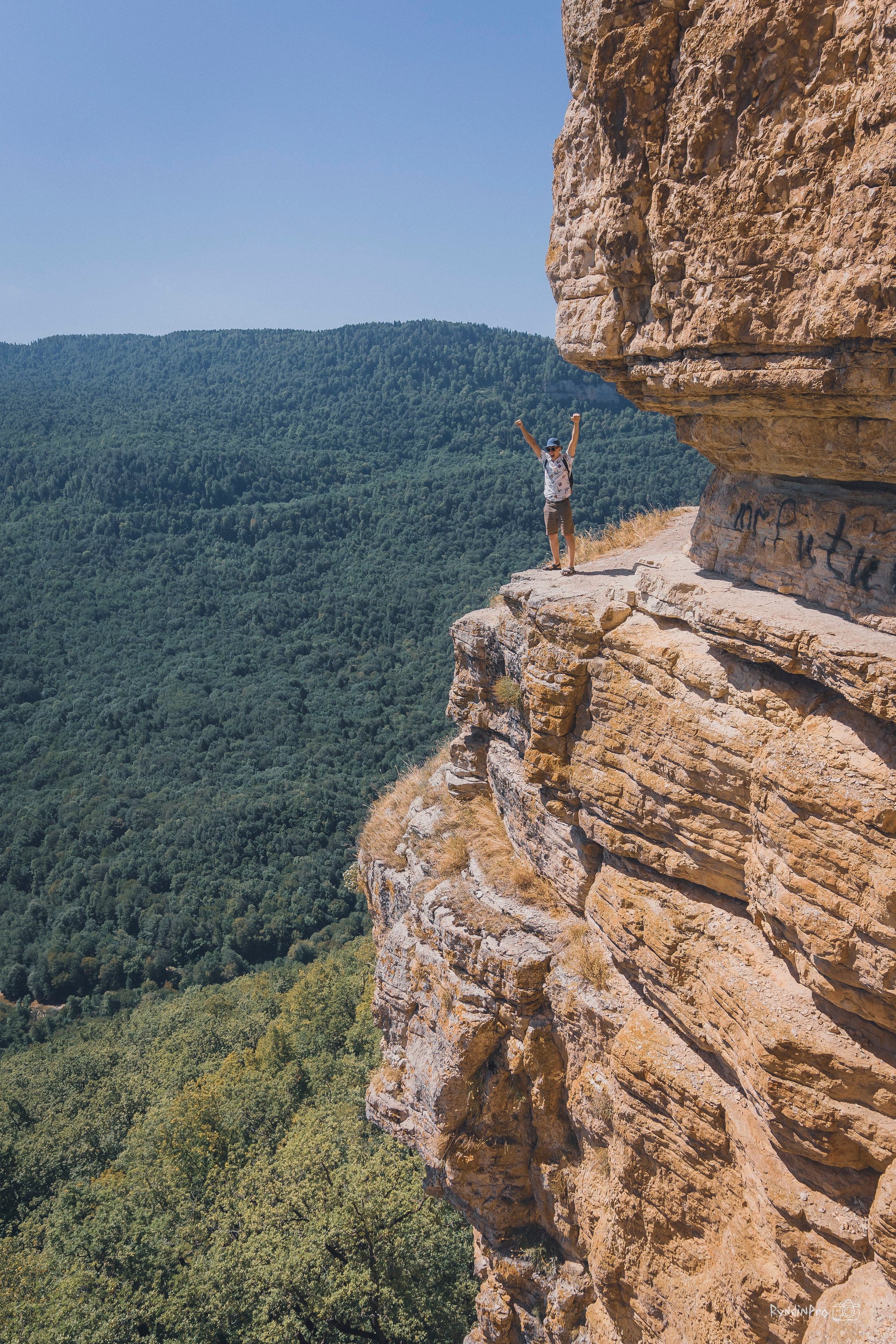 Поход на Орлиную полку + Университетский водопад с командой Мадьяр 15.08.24. Репортажный фотограф в Краснодаре Рындин Дмитрий