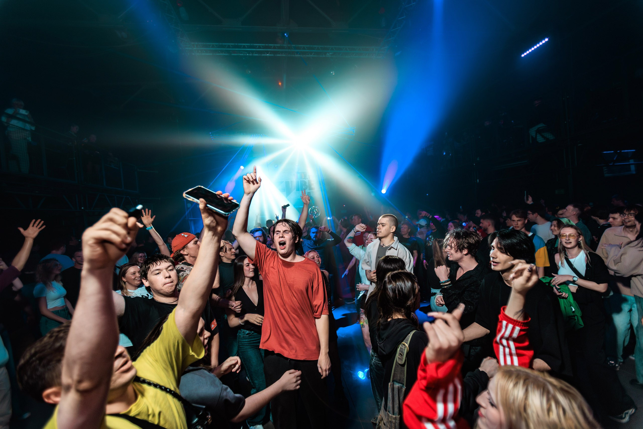 27.06.25 Ночь музыки. Репортажный фотограф Екатеринбург | Яркий, качественный репортаж | Концерты, клубы, репортаж, праздники, корпоративы