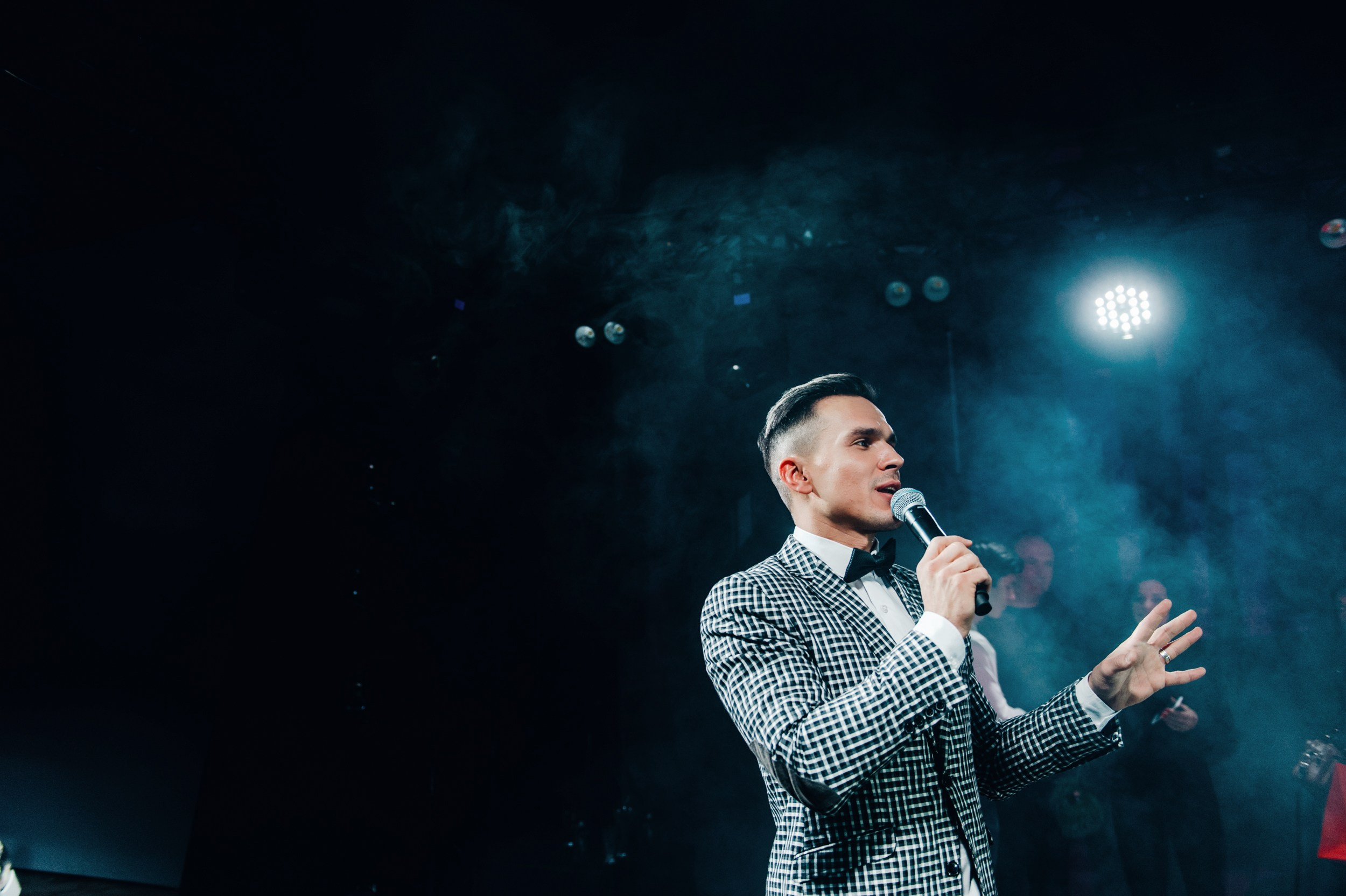 Презентация BMW 8. Свадебный фотограф в Москве Владимир Симонов